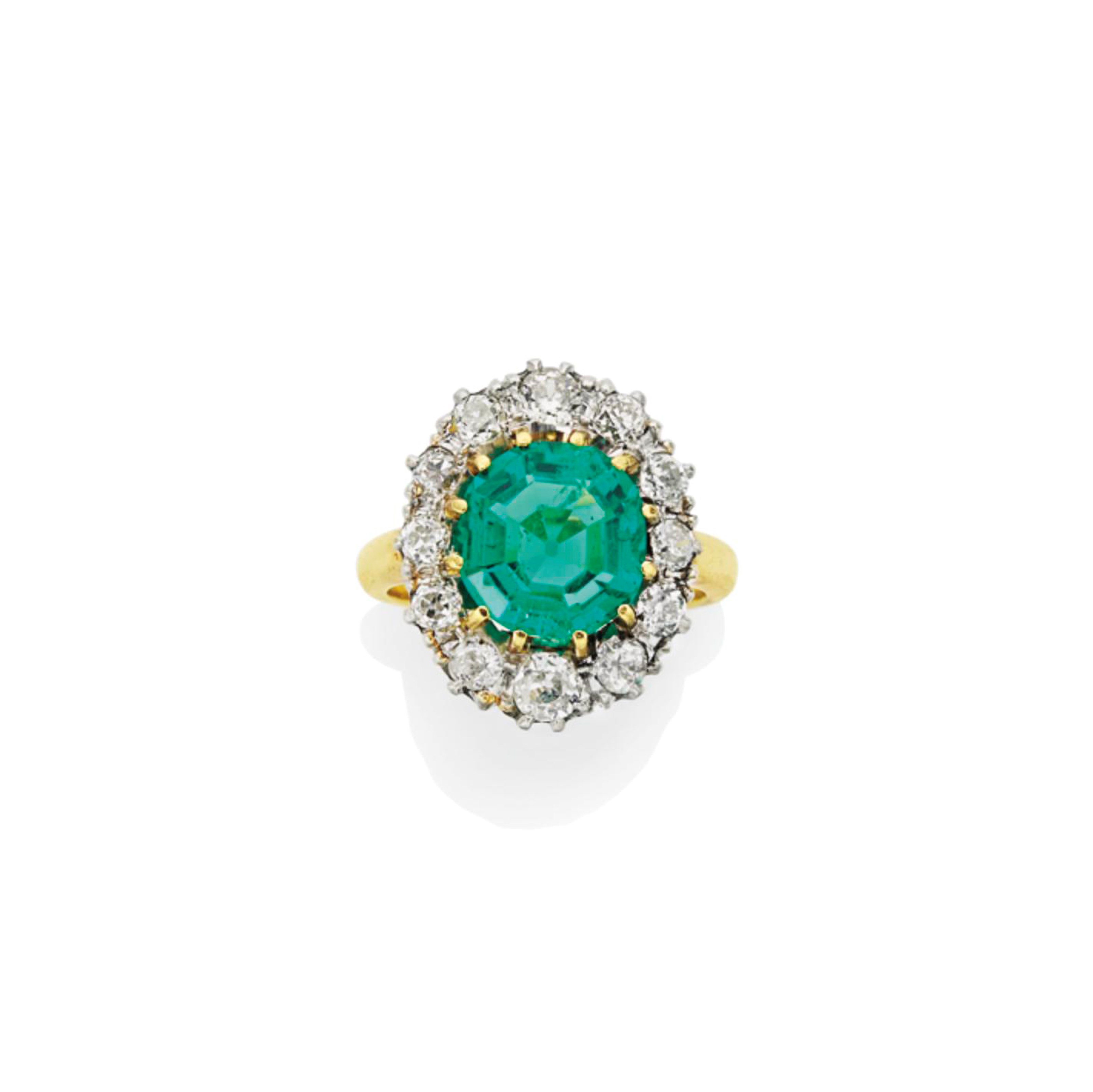 BAGUE ÉMERAUDE ET DIAMANTS