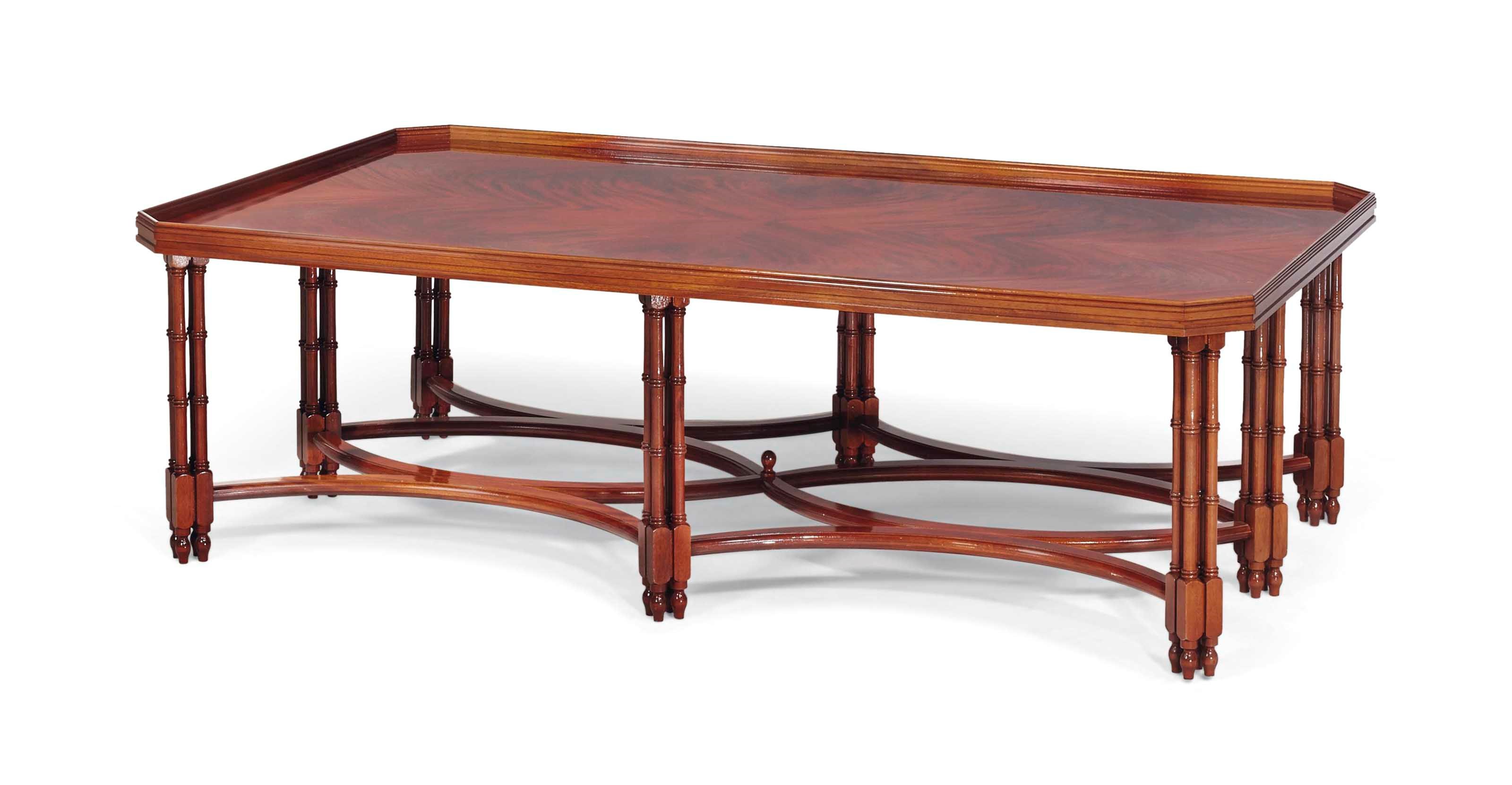 TABLE BASSE MODERNE
