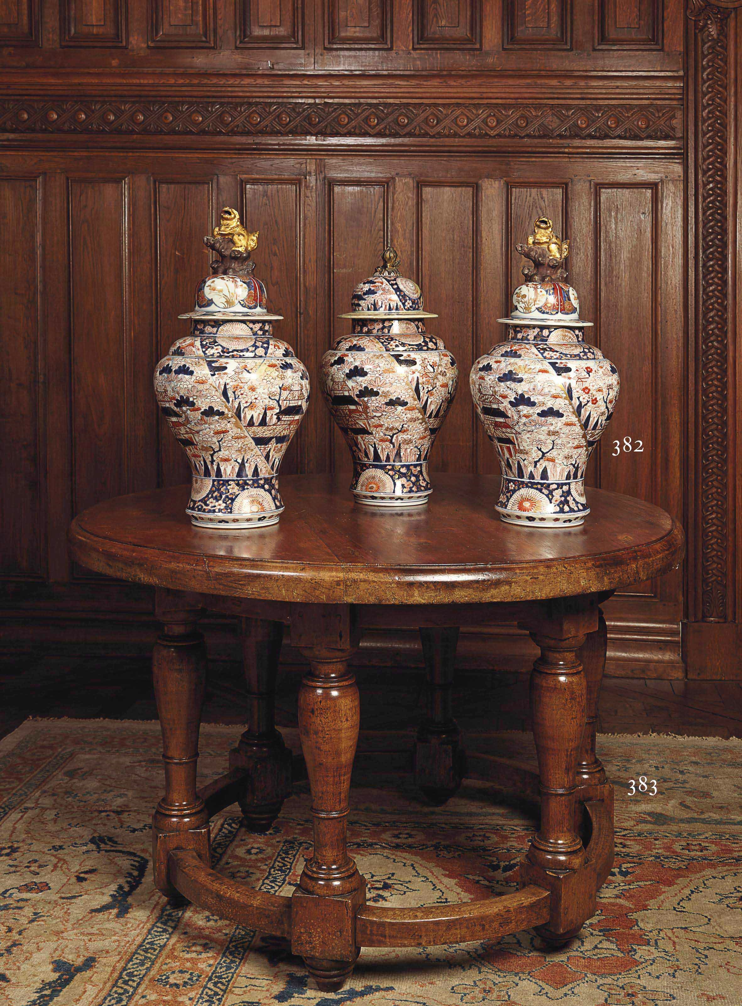 TABLE DU XVIIe SIECLE