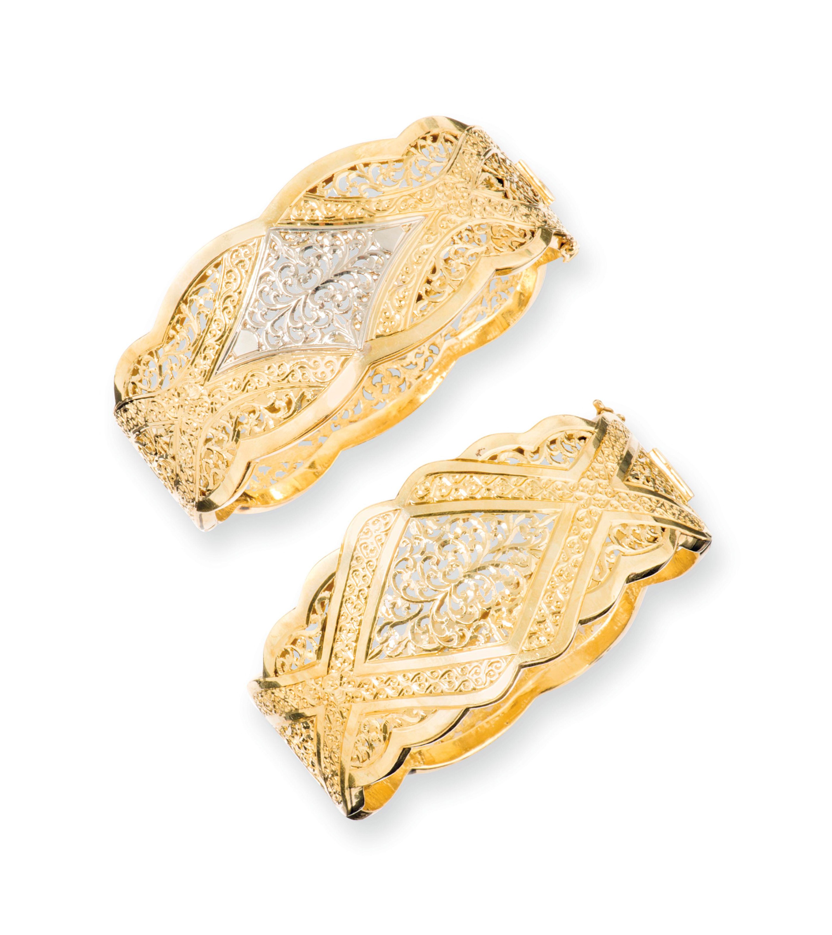 SEVEN BANGLES