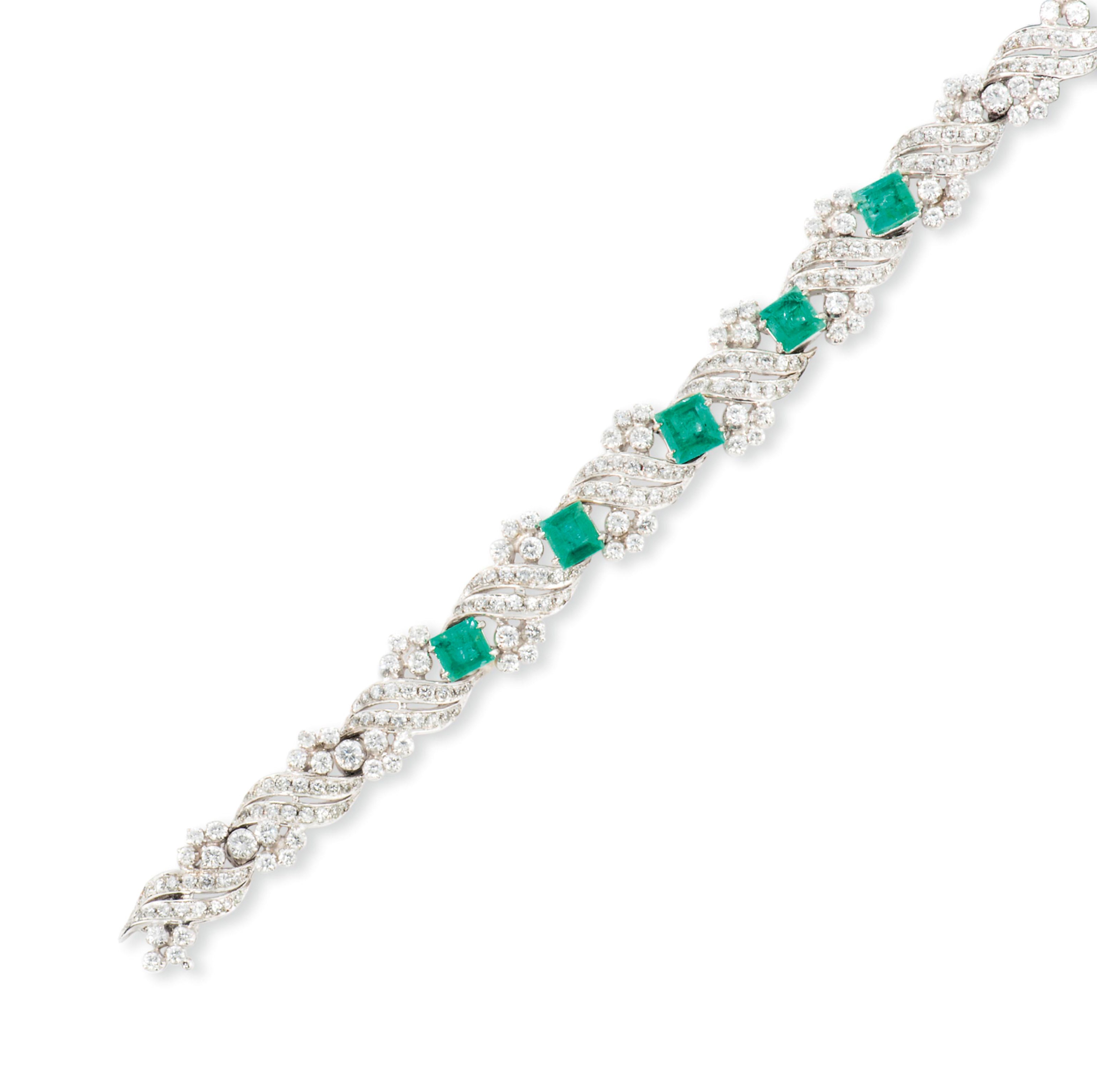 AN EMERALD AND DIAMOND BRACELET