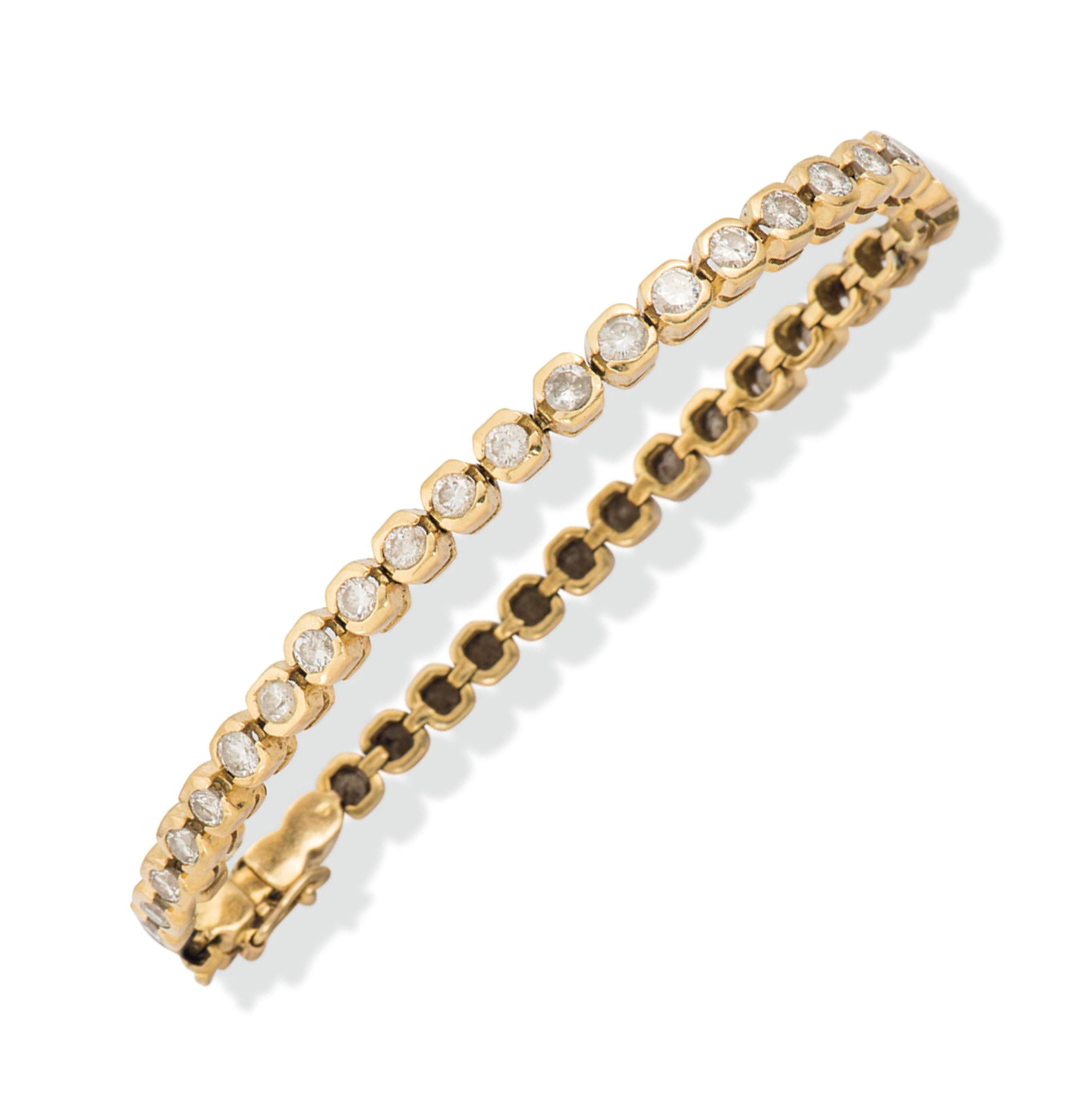 A DIAMOND LINE BRACELET