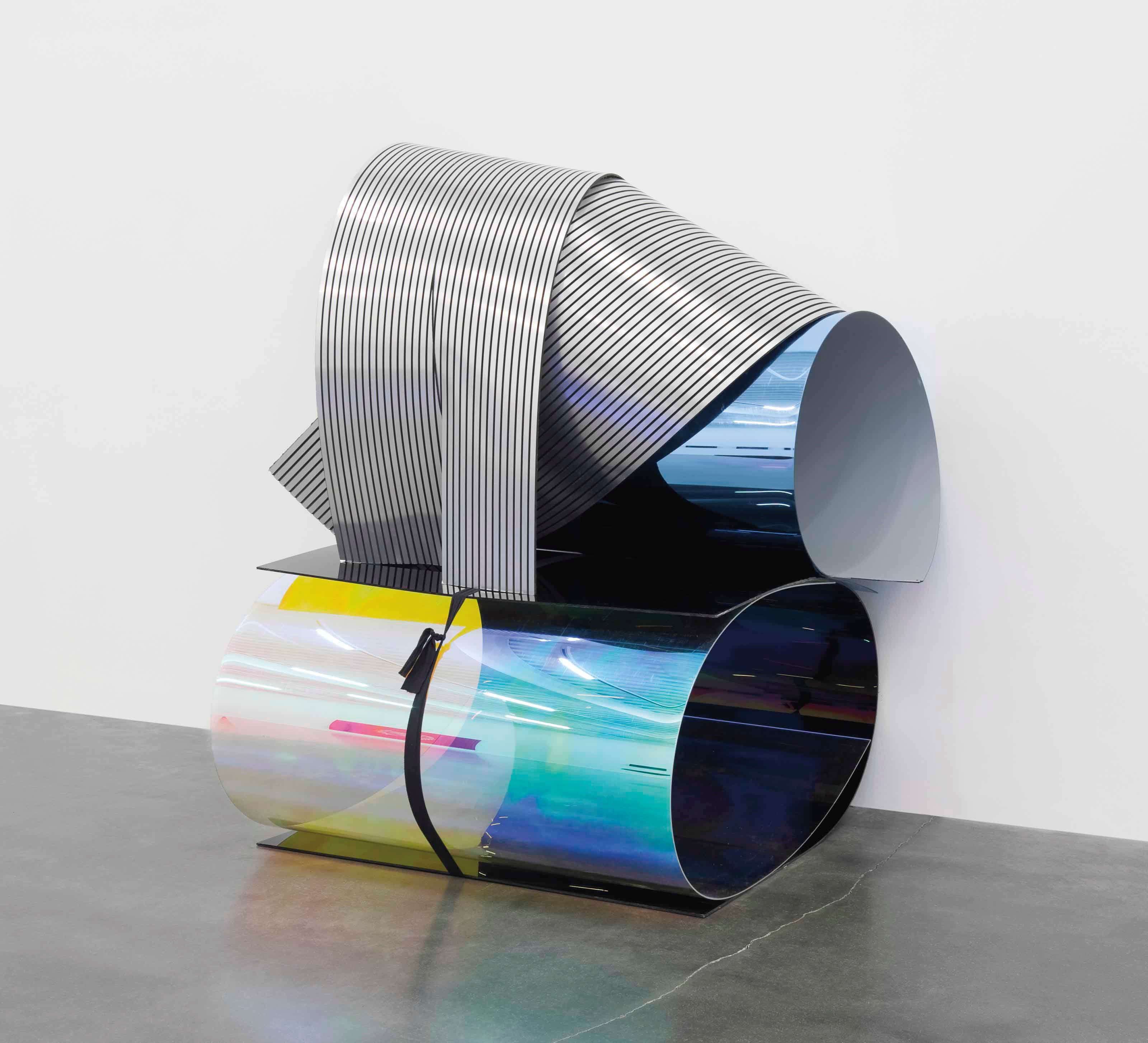 Julia Dault (B. 1977)