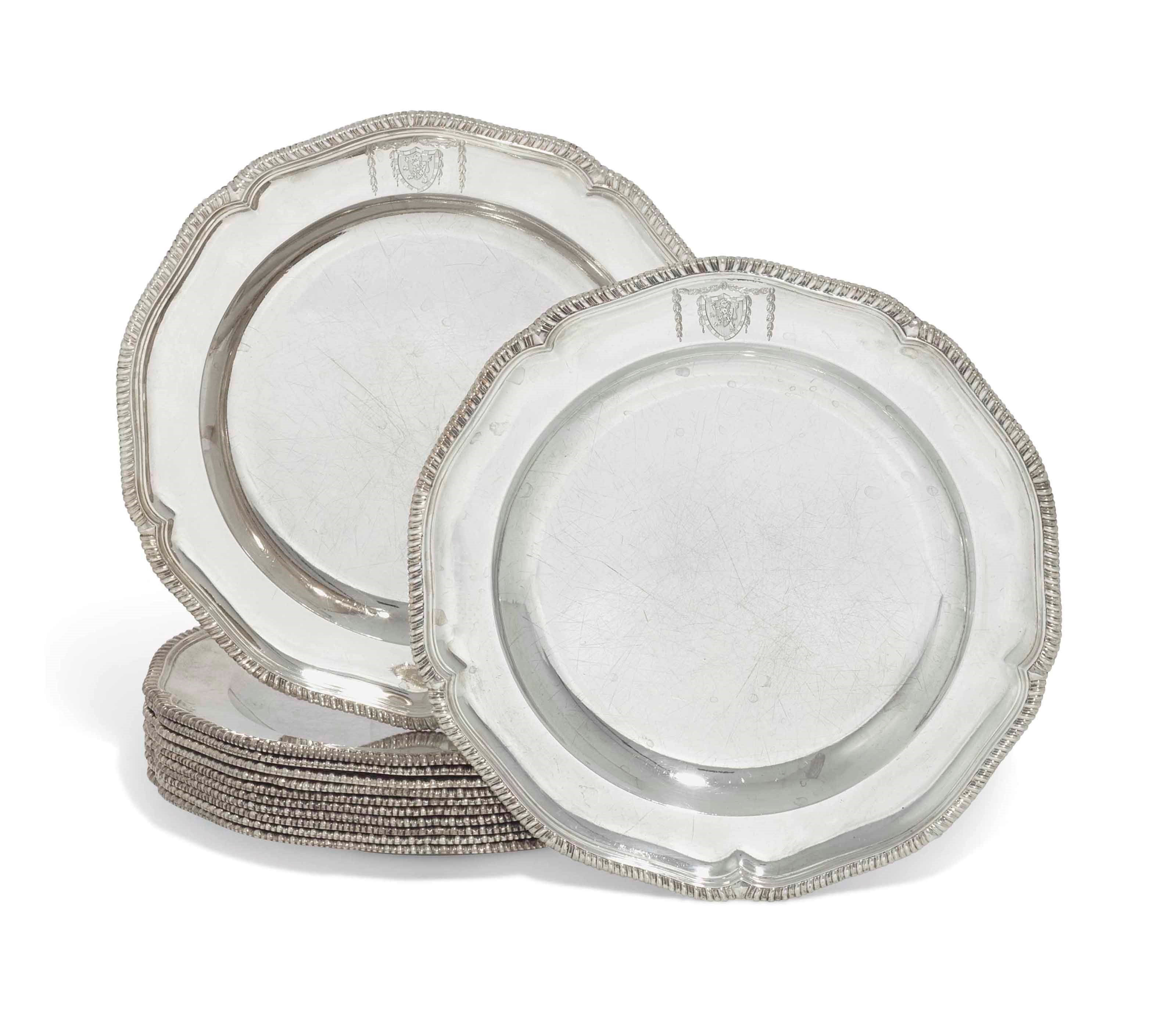 A SET OF TWELVE GEORGE III DINNER-PLATES