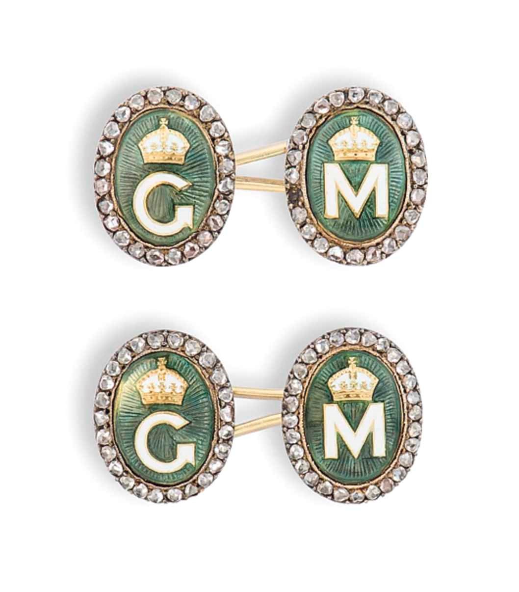 A PAIR OF EARLY 20TH CENTURY DIAMOND AND ENAMEL ROYAL PRESENTATION CUFFLINKS