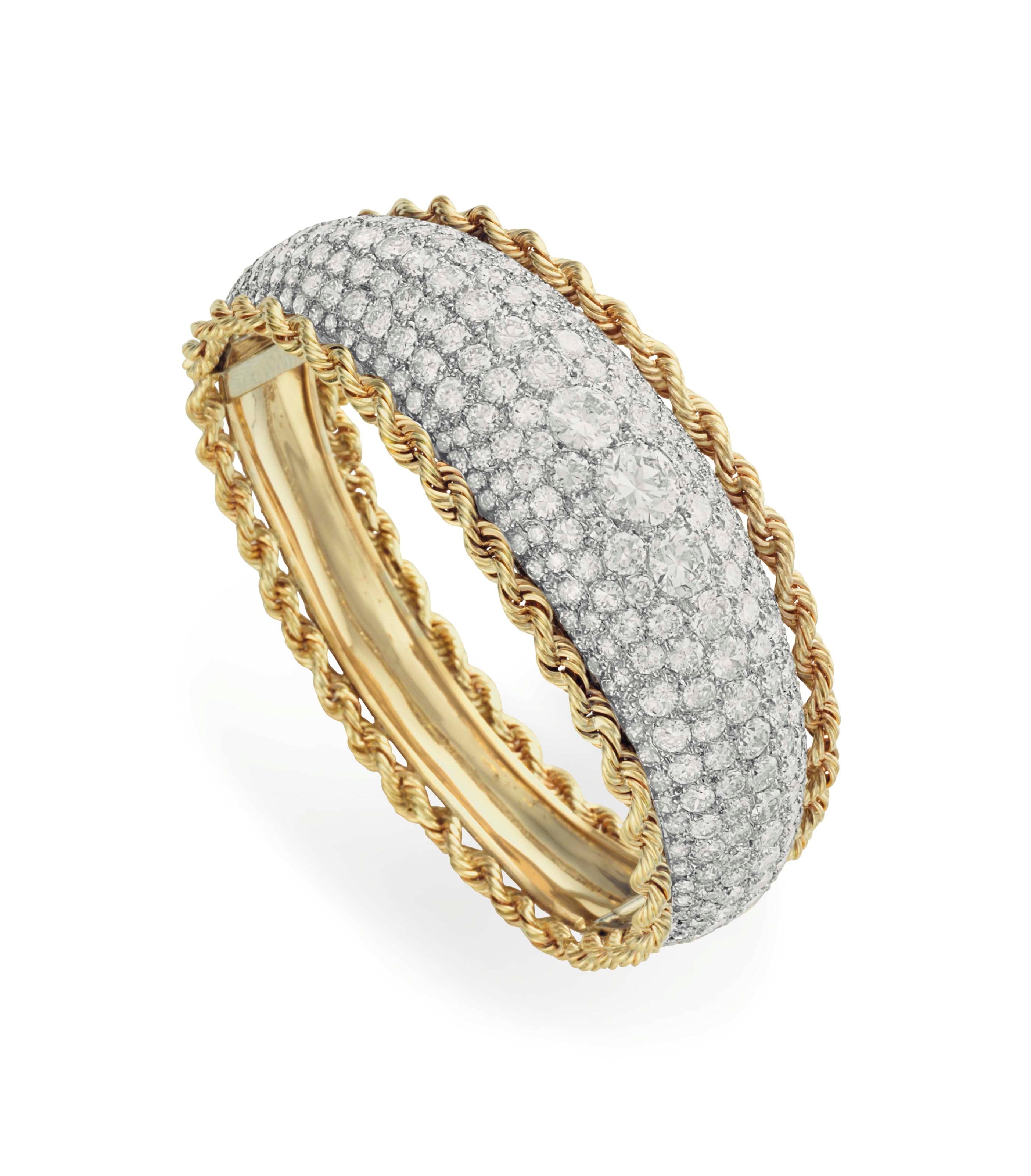 A DIAMOND BANGLE BRACELET