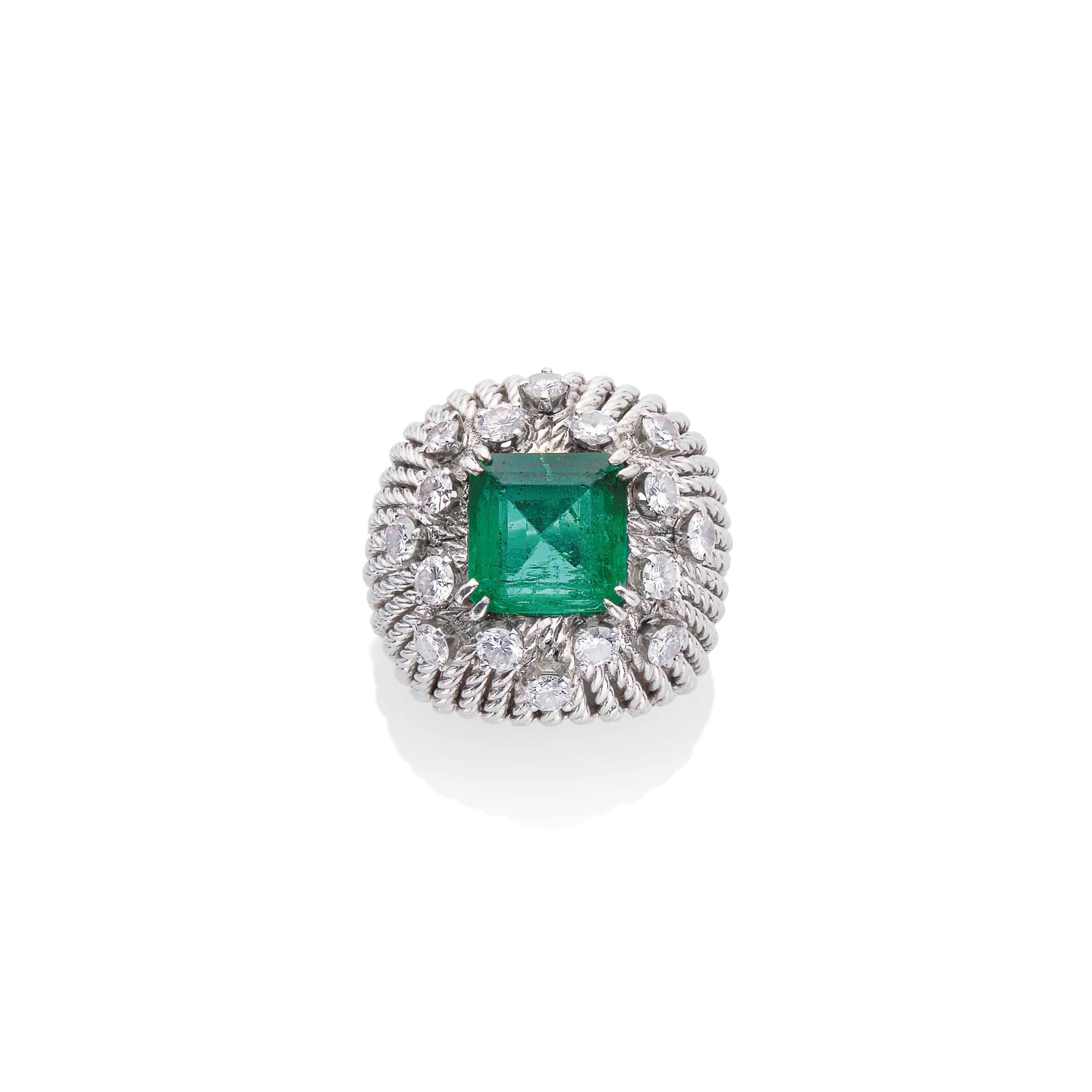 BAGUE ÉMERAUDE ET DIAMANTS