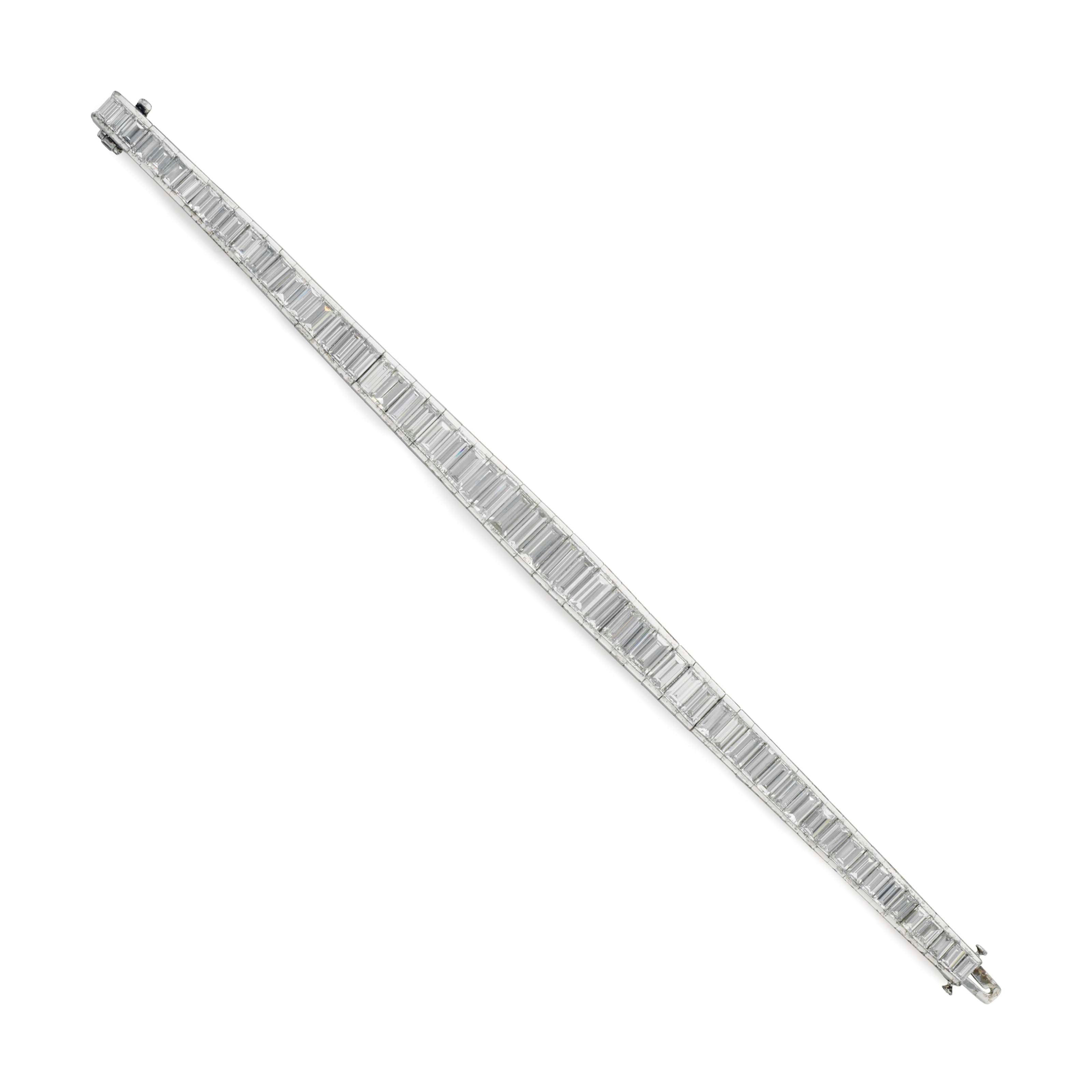 A DIAMOND LINE BRACELET