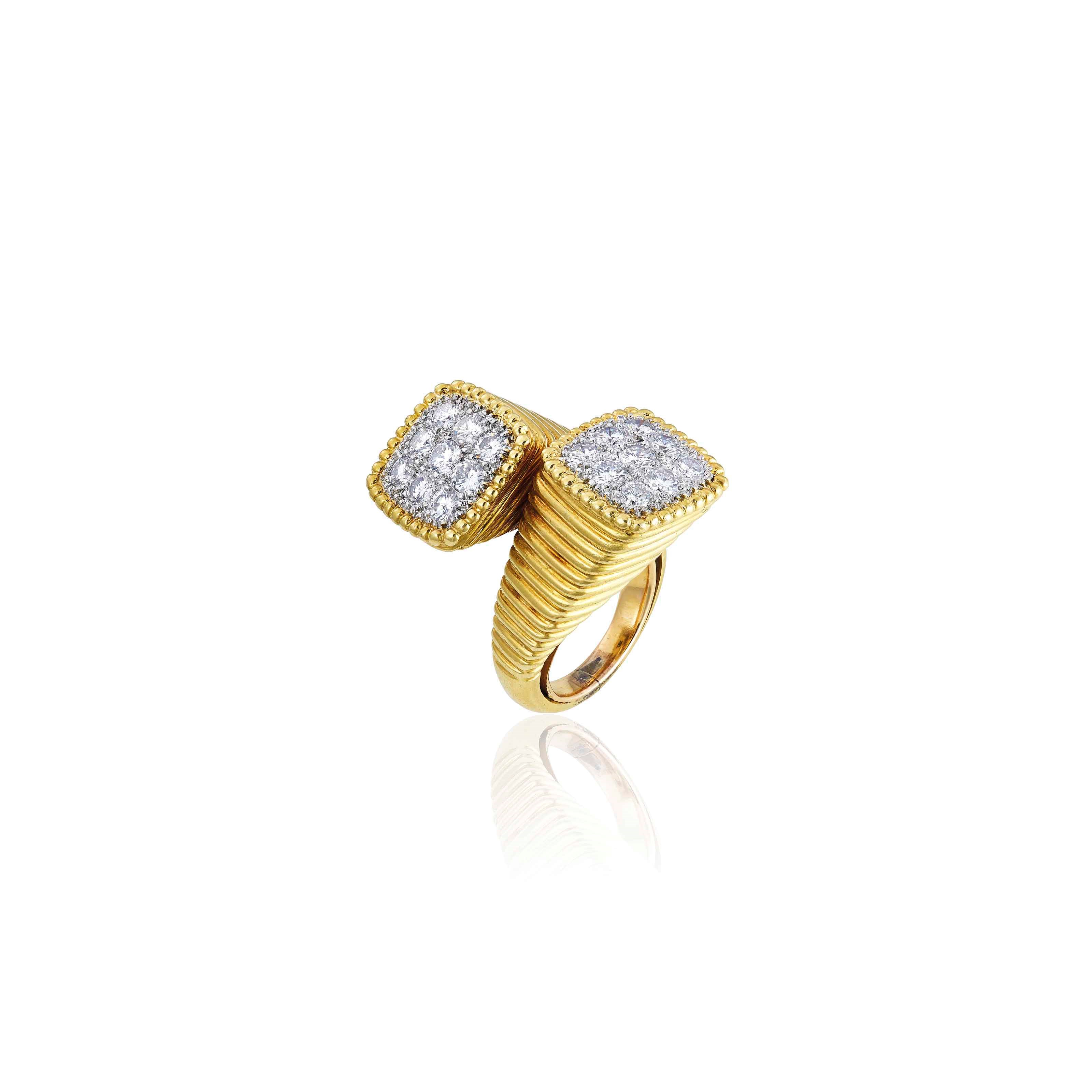 GOLD AND DIAMOND RING