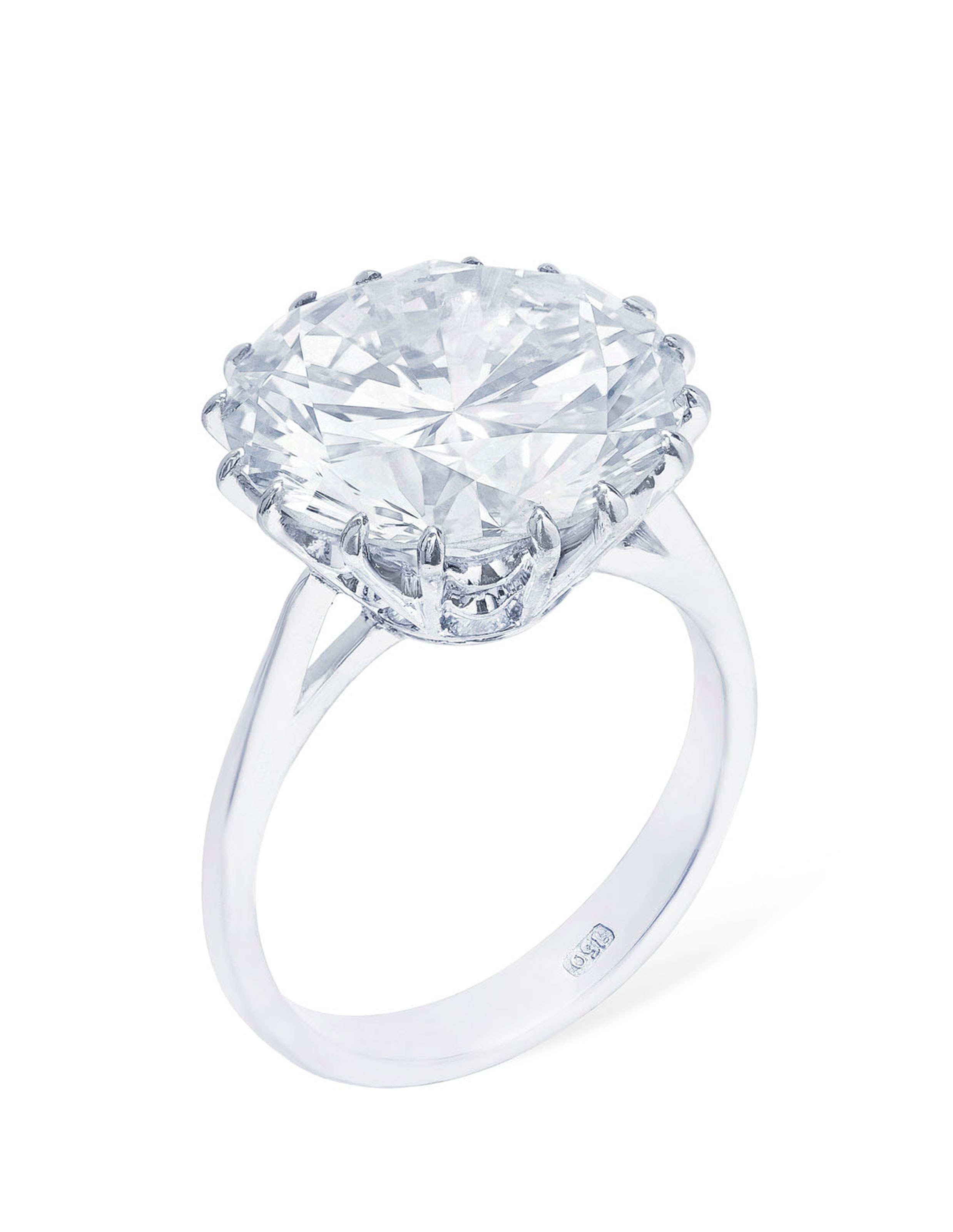 DIAMOND RING