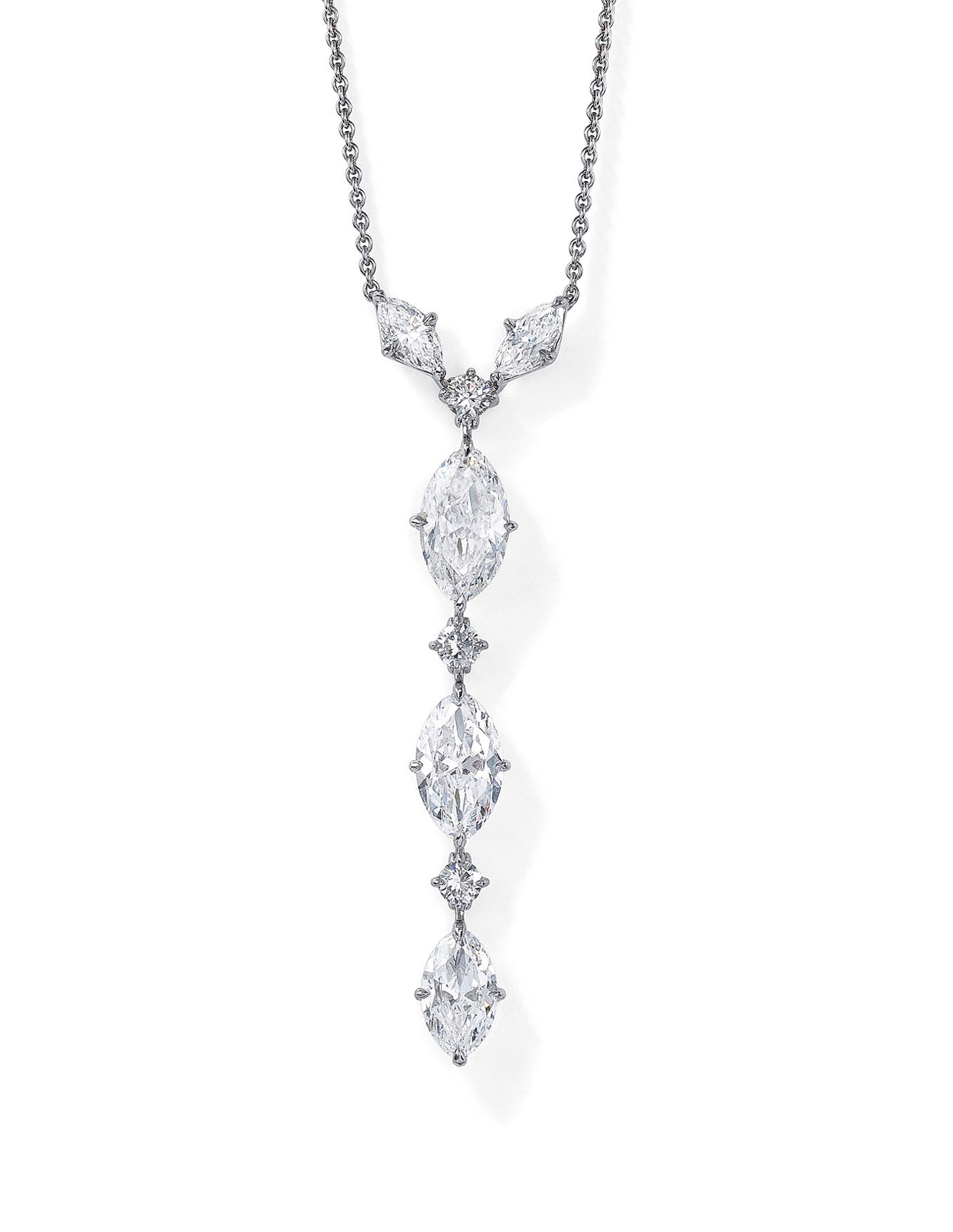 DIAMOND PENDENT NECKLACE