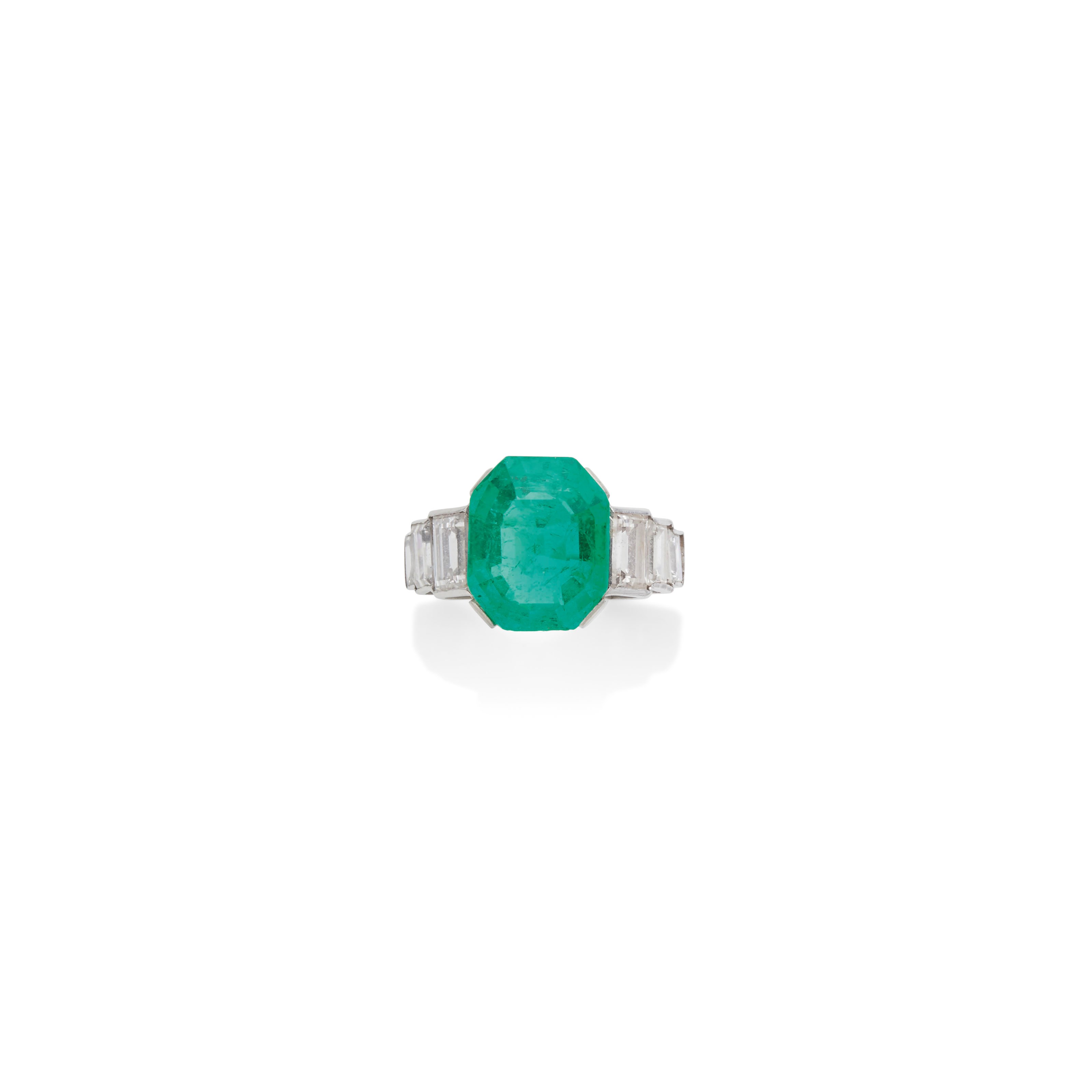 BAGUE ÉMERAUDE ET DIAMANTS
