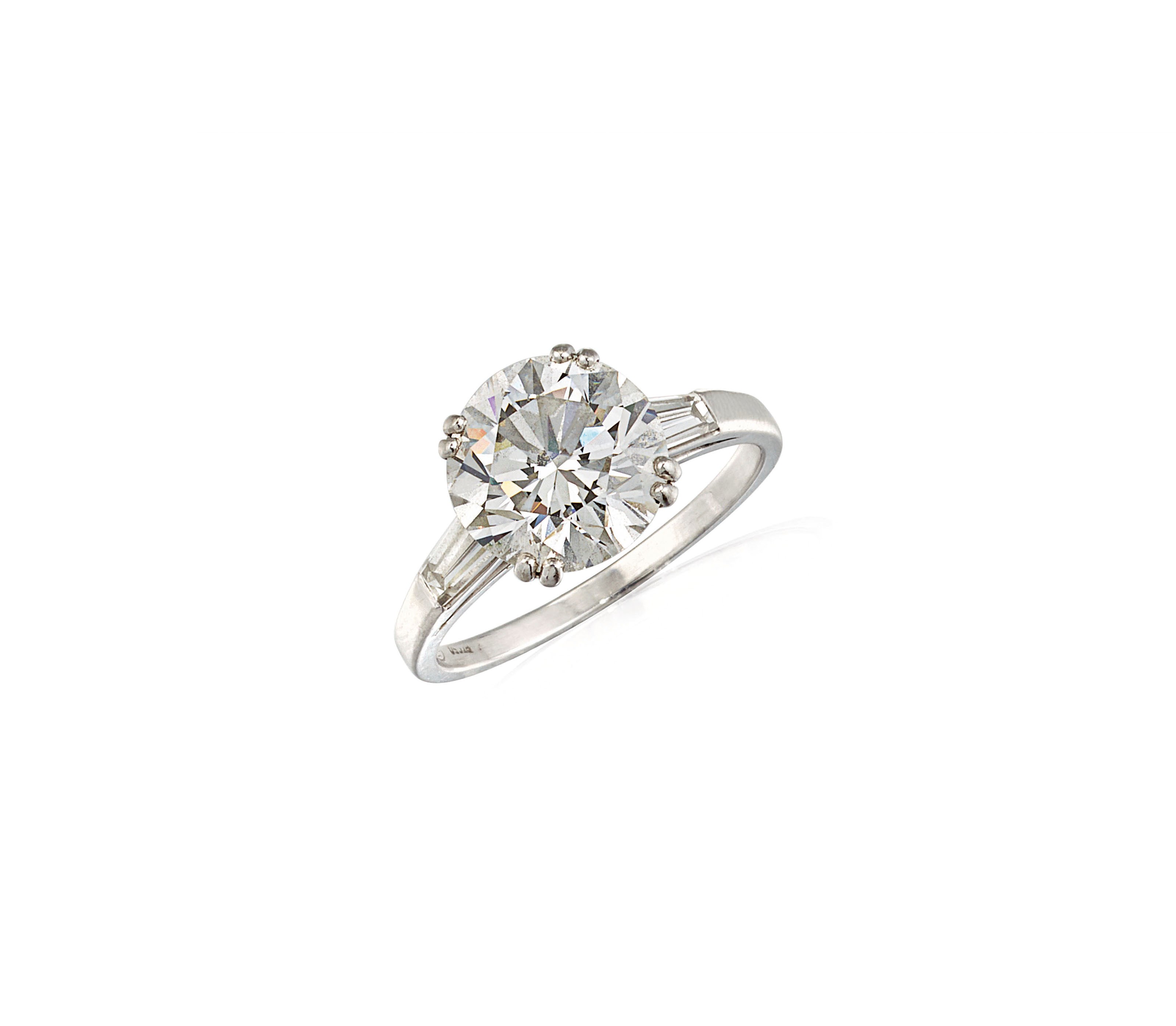 DIAMOND RING, GÜBELIN