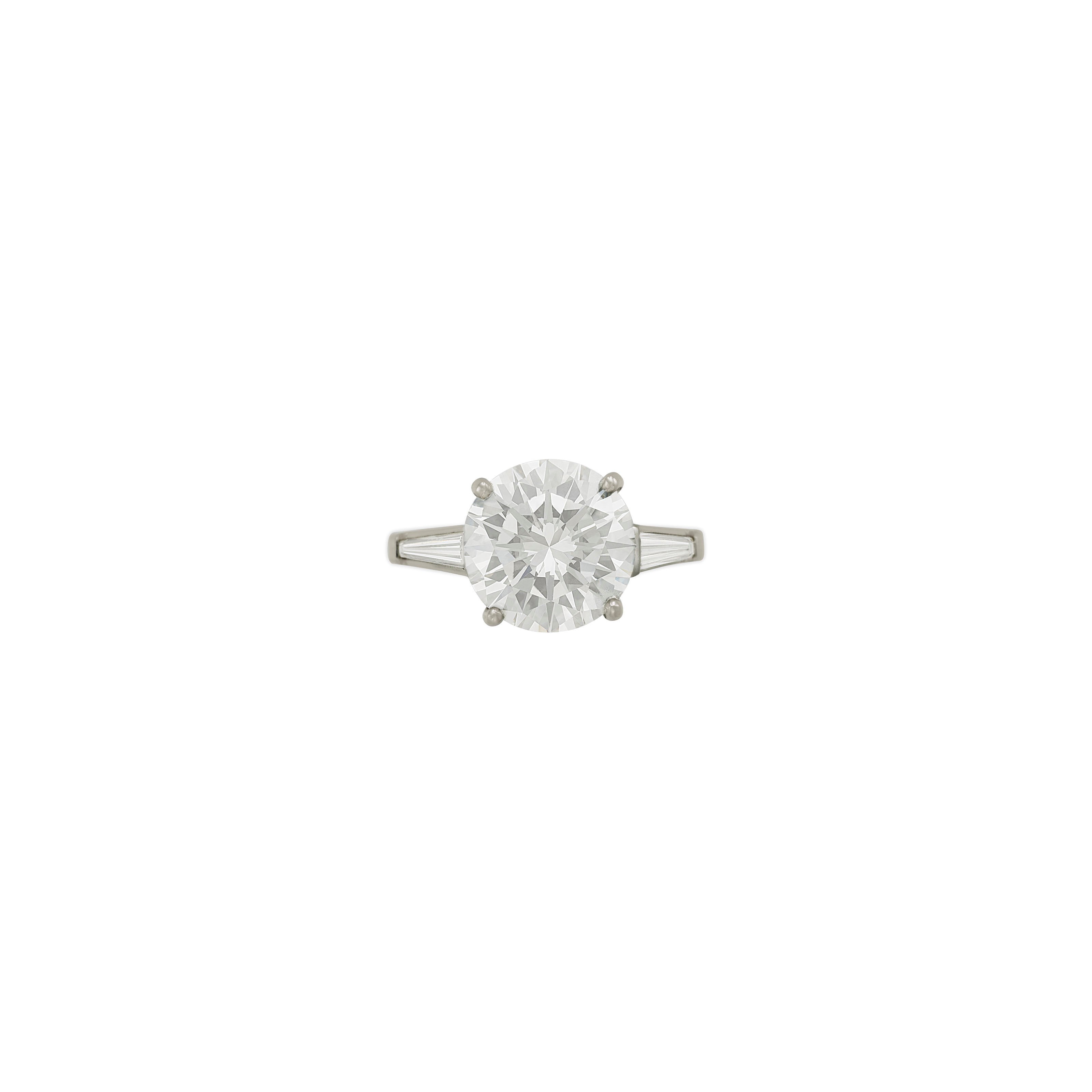 DIAMOND RING