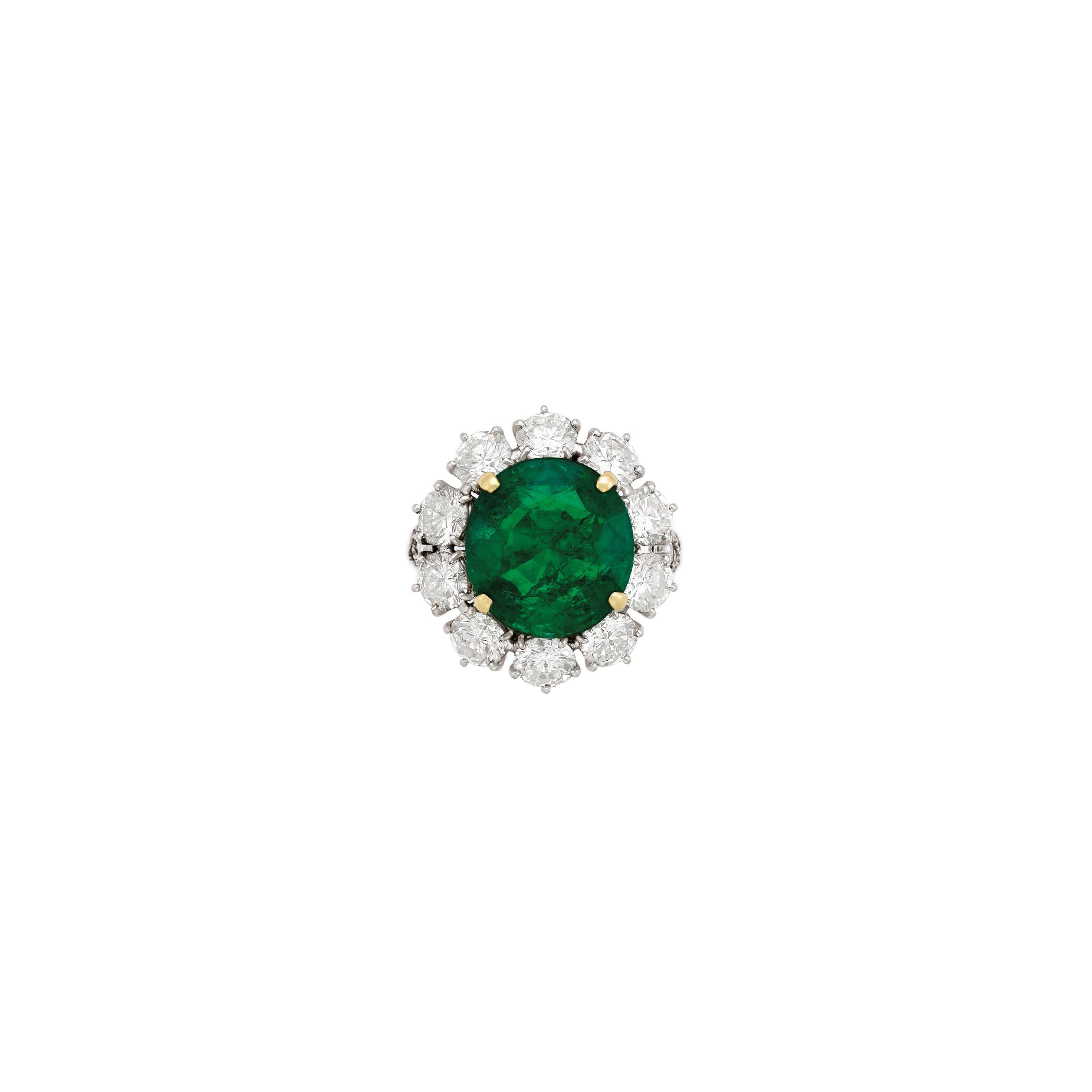 EMERALD AND DIAMOND RING