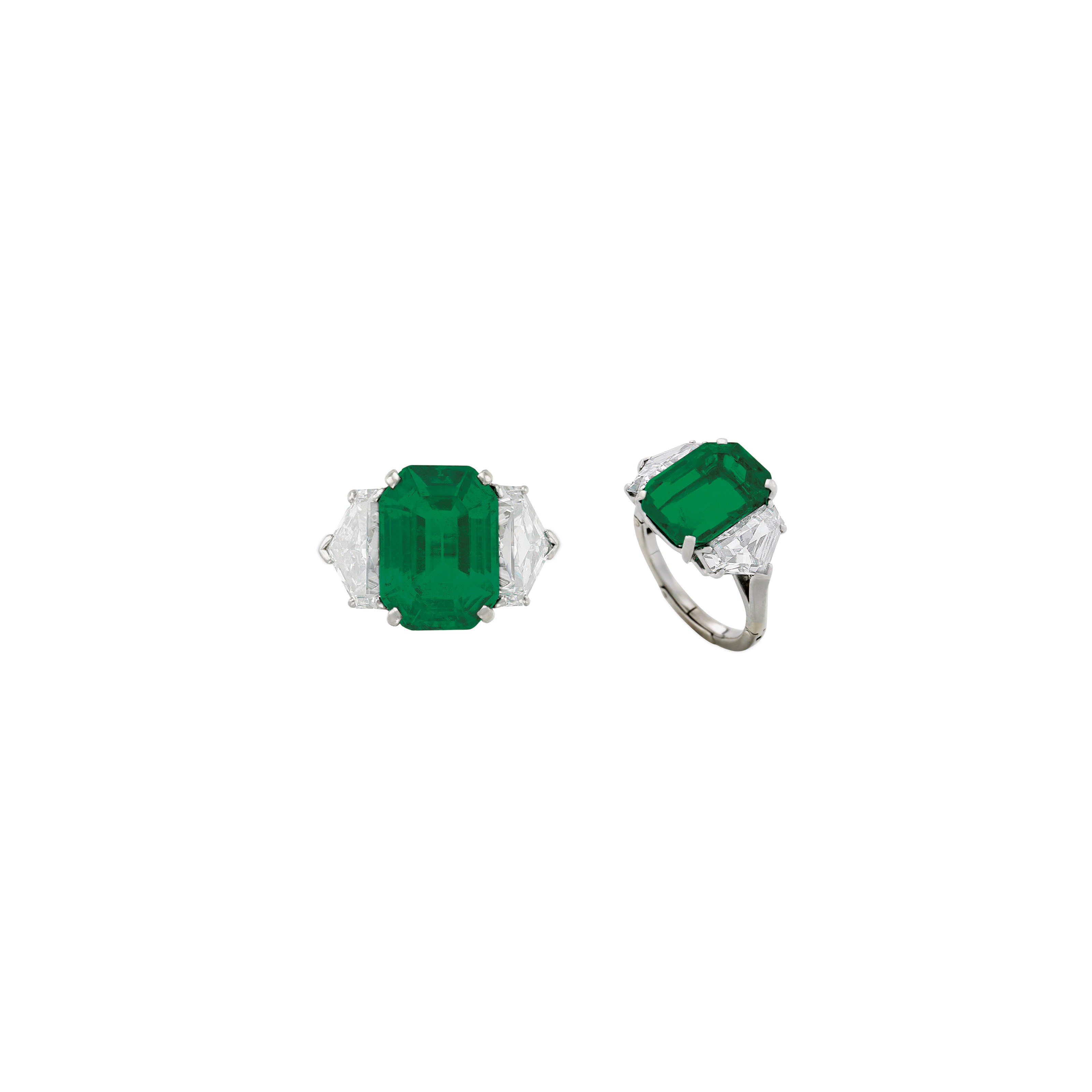 EMERALD AND DIAMOND RING