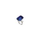 SAPPHIRE AND DIAMOND RING