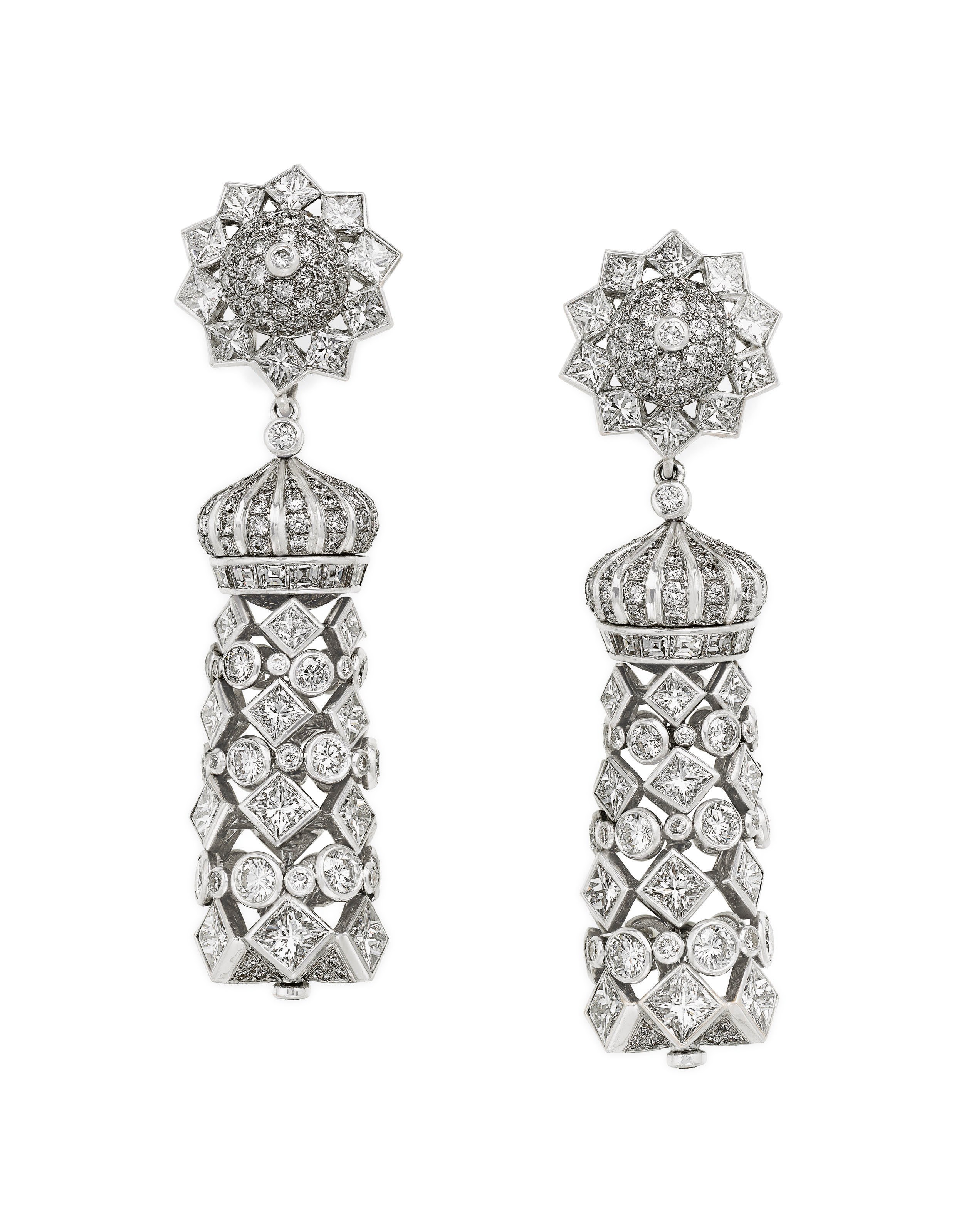 DIAMOND EARRINGS, GRAFF