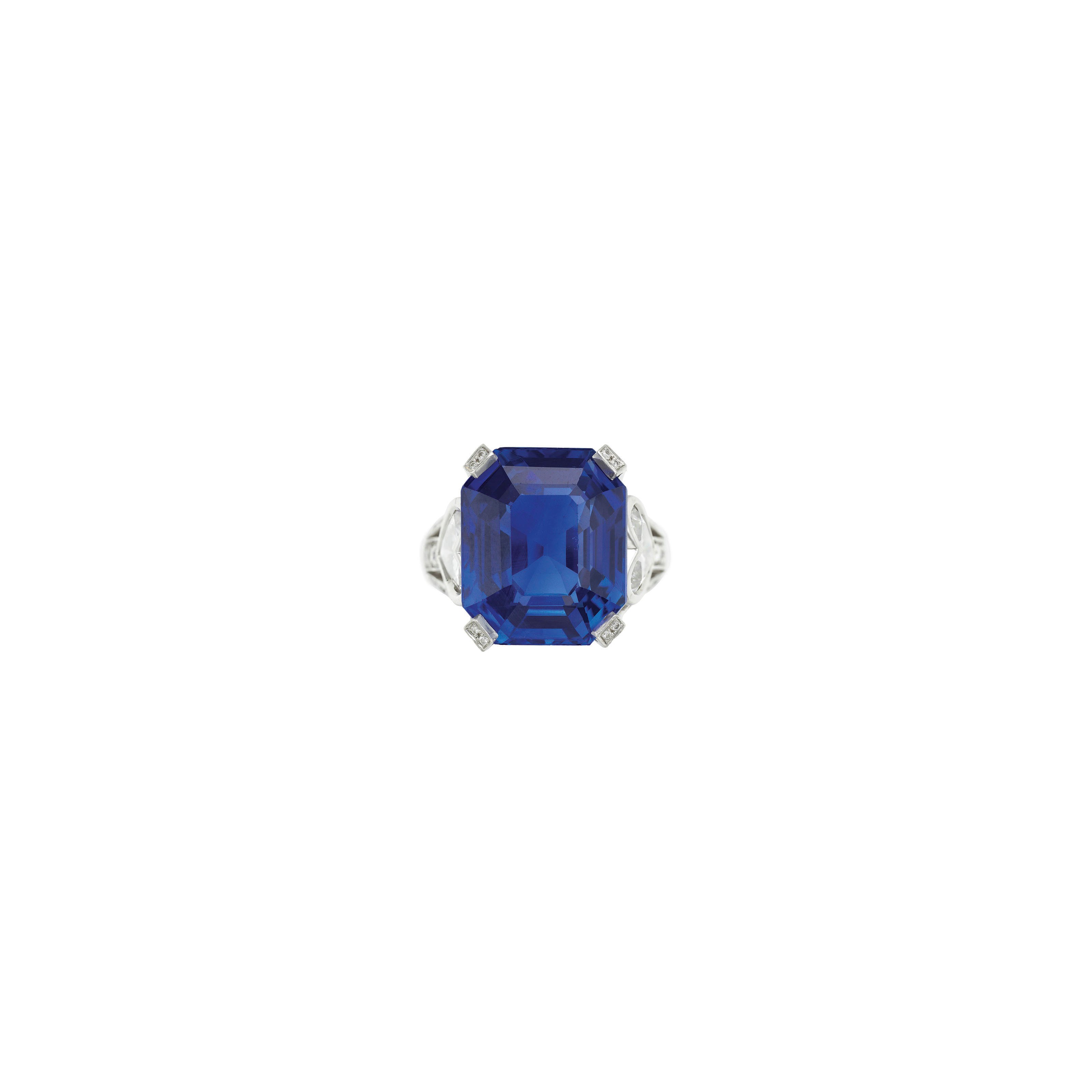 SAPPHIRE AND DIAMOND RING