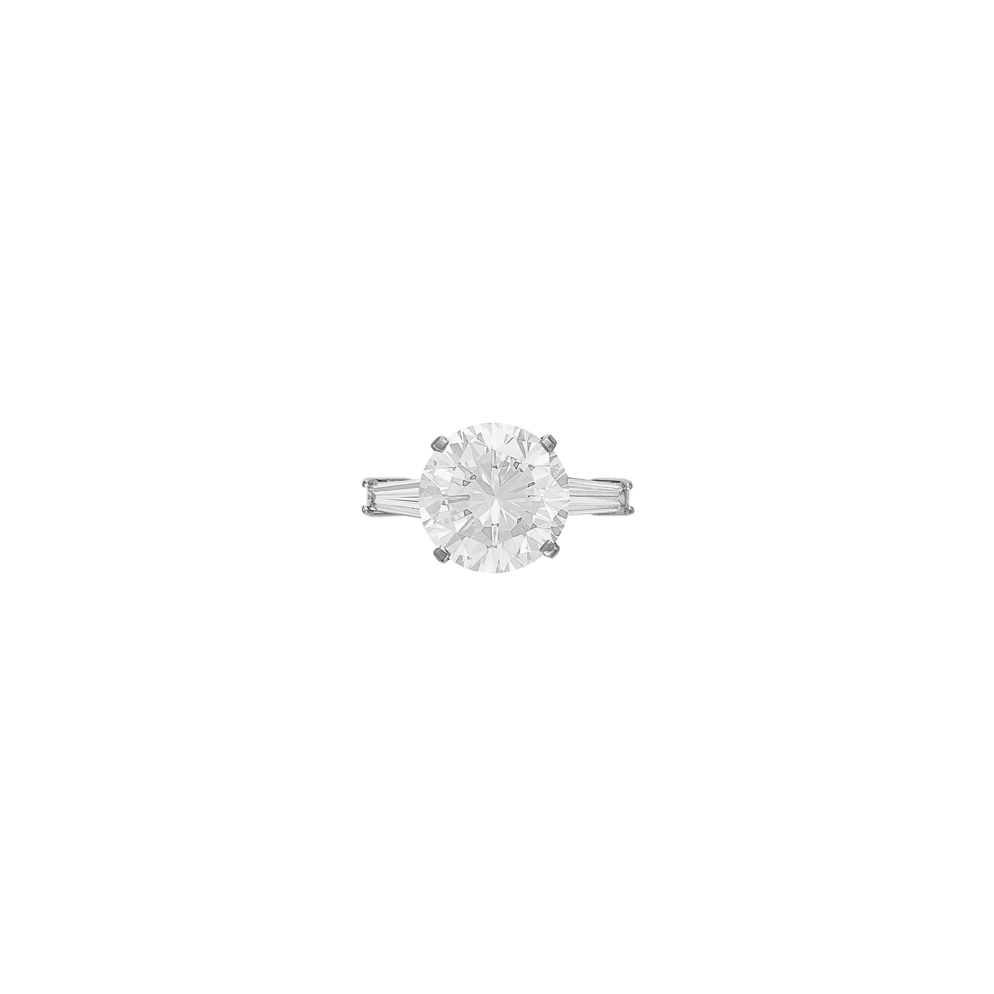 DIAMOND RING