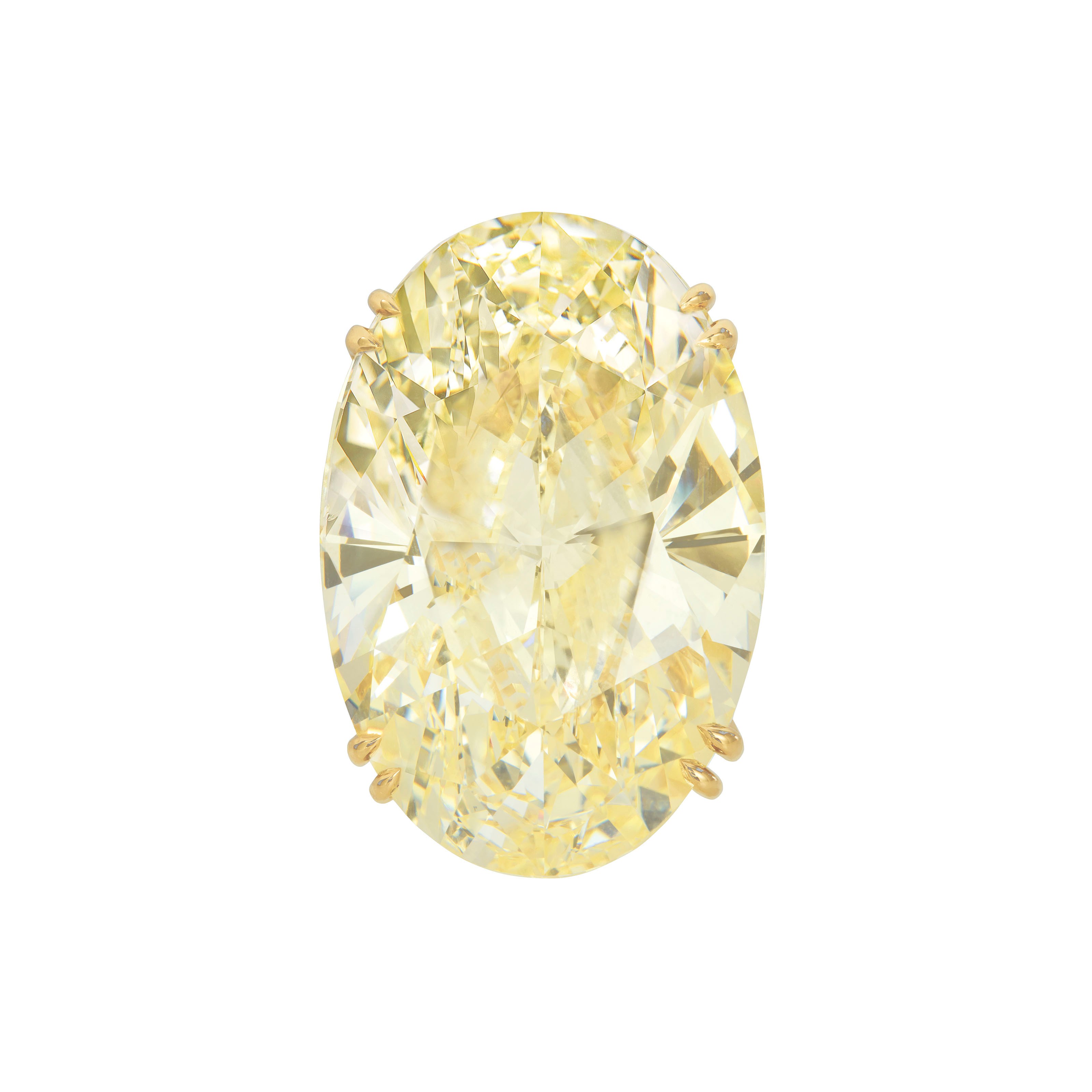IMPRESSIVE COLOURED DIAMOND RING