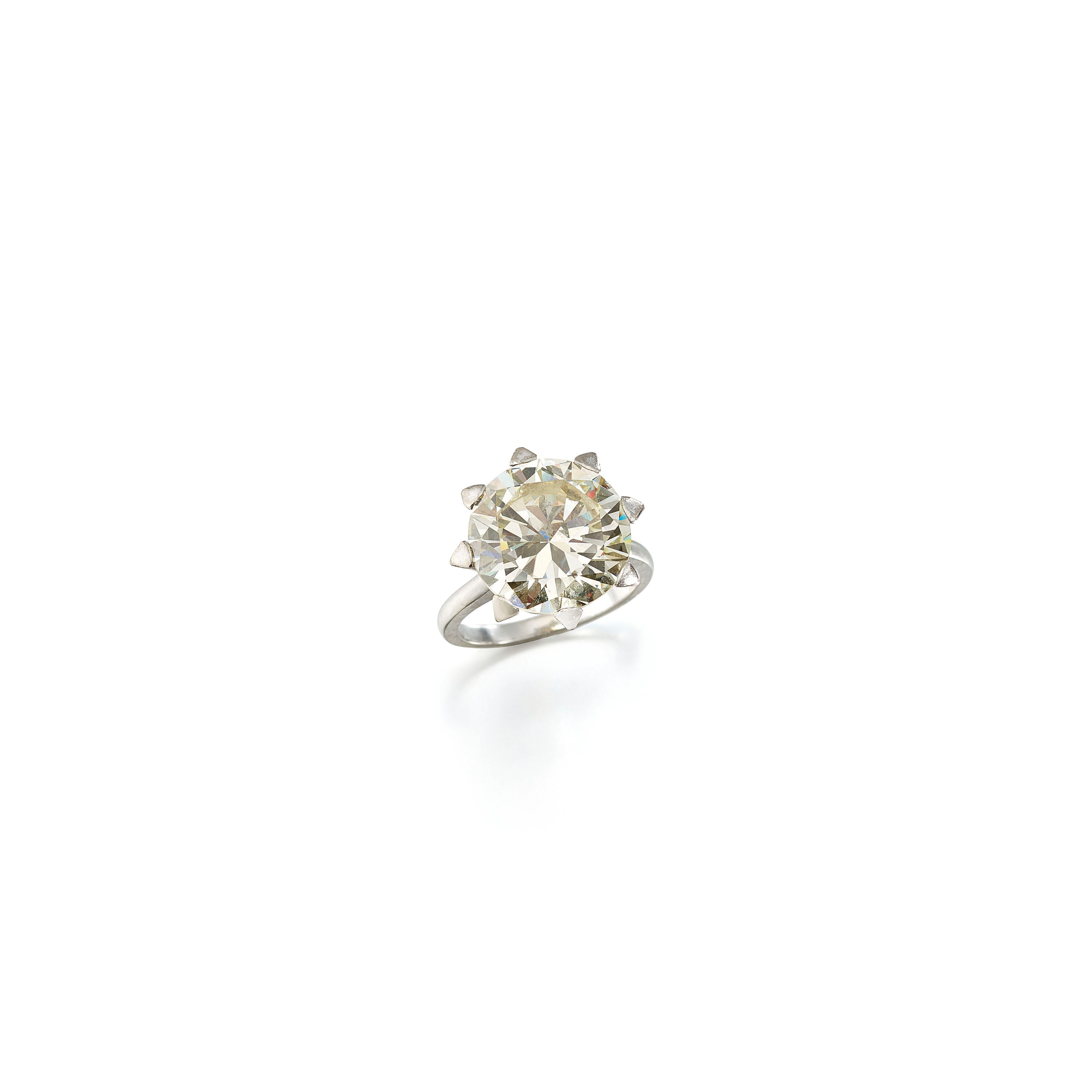 DIAMOND RING