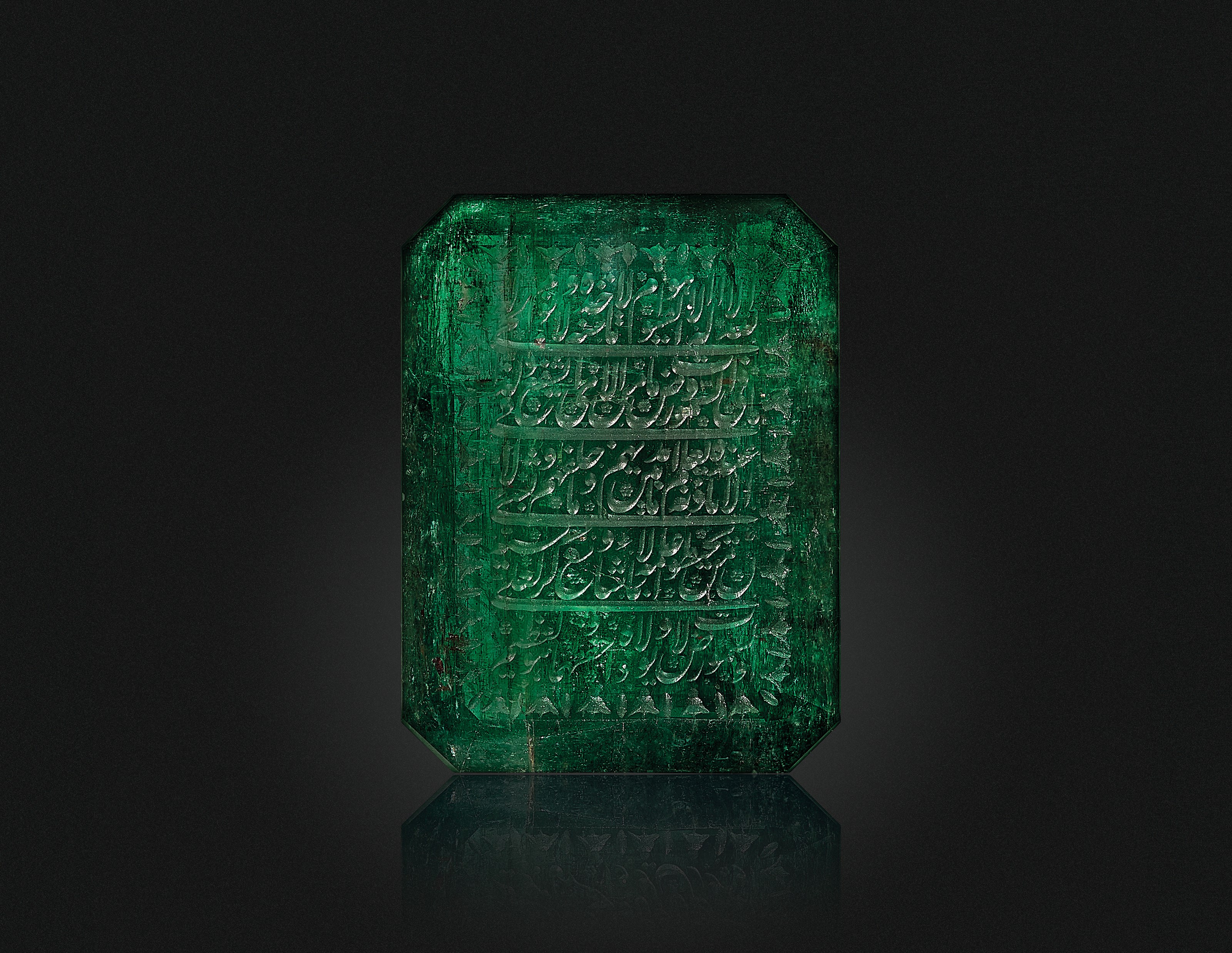AN INSCRIBED EMERALD