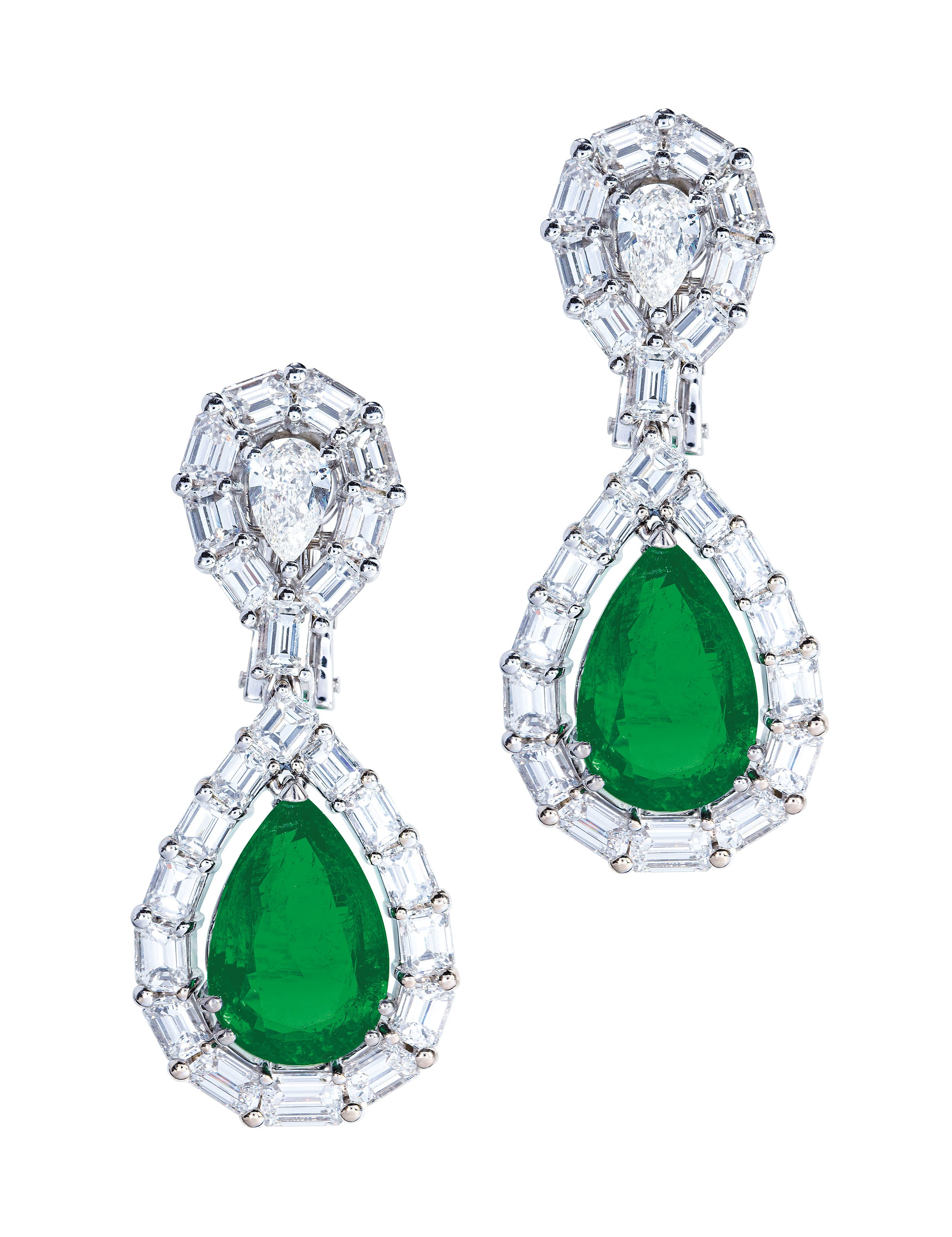 EMERALD AND DIAMOND EARRINGS