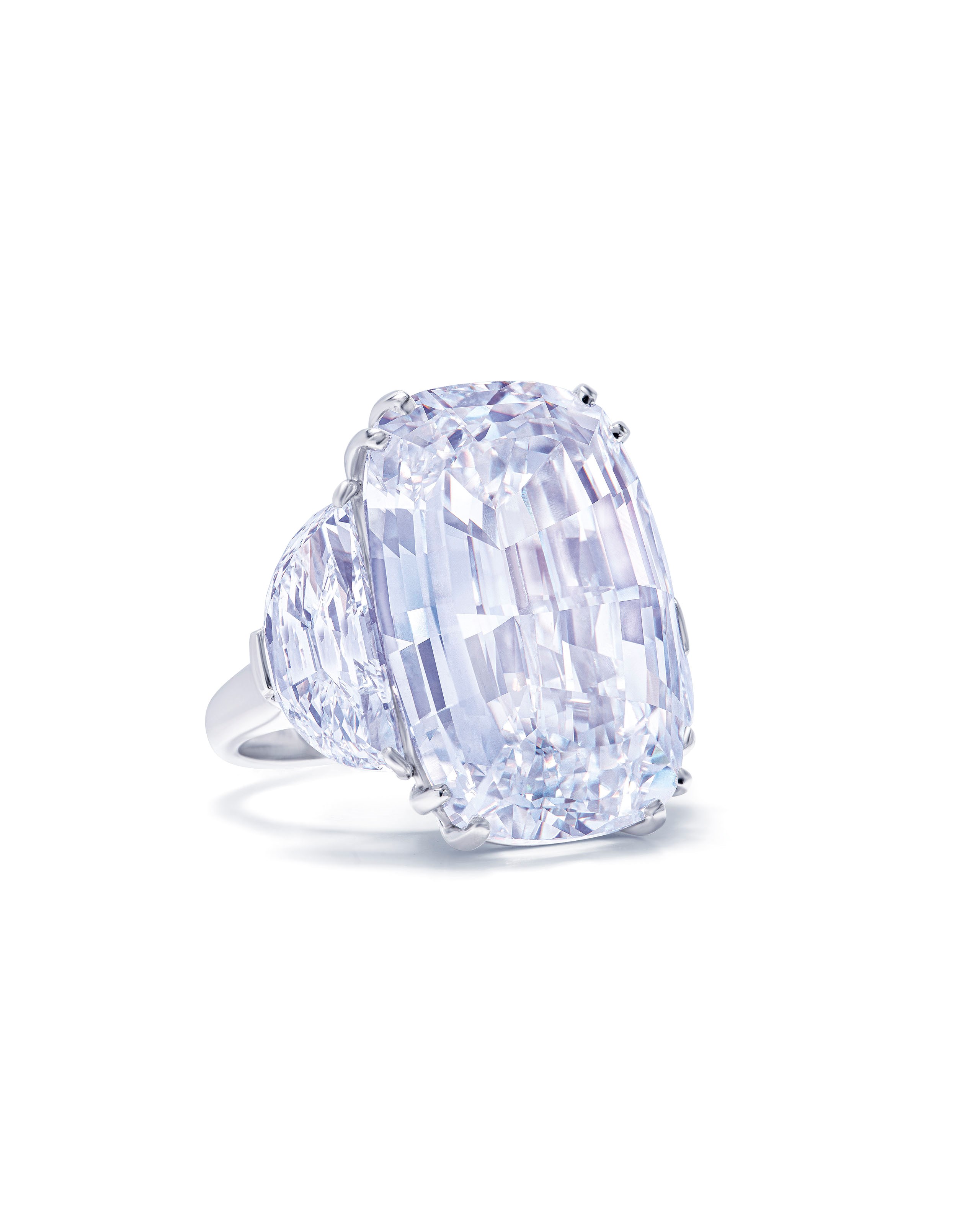 SUPERB DIAMOND RING