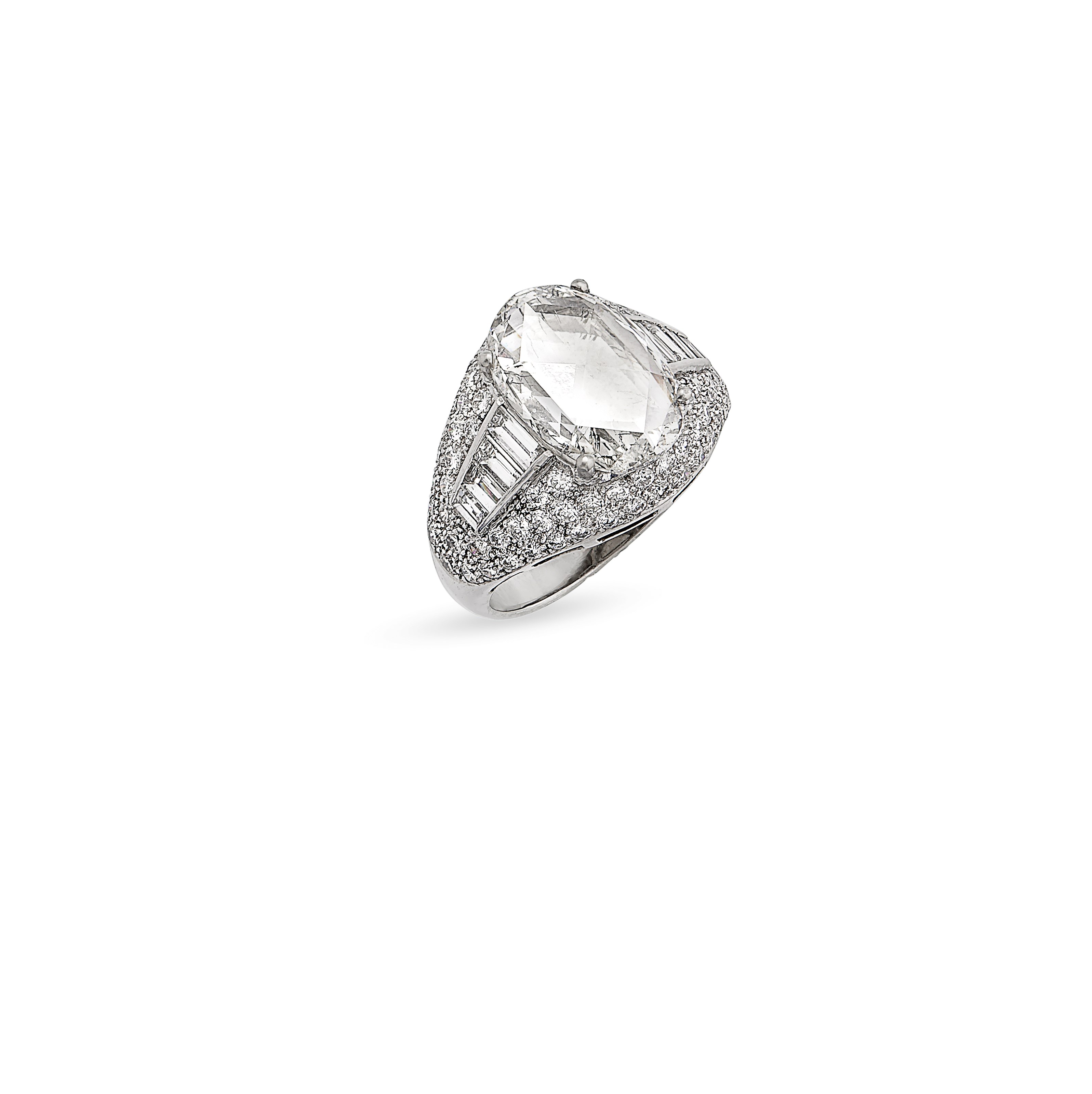 DIAMOND BOMBÉ RING