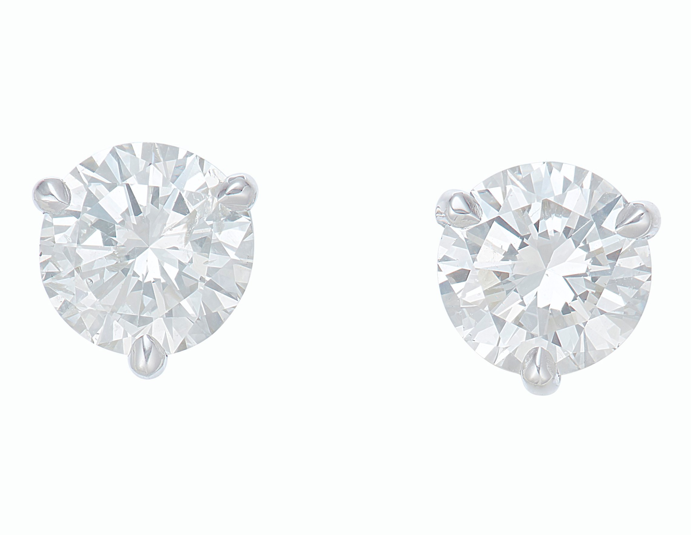 DIAMOND STUDS