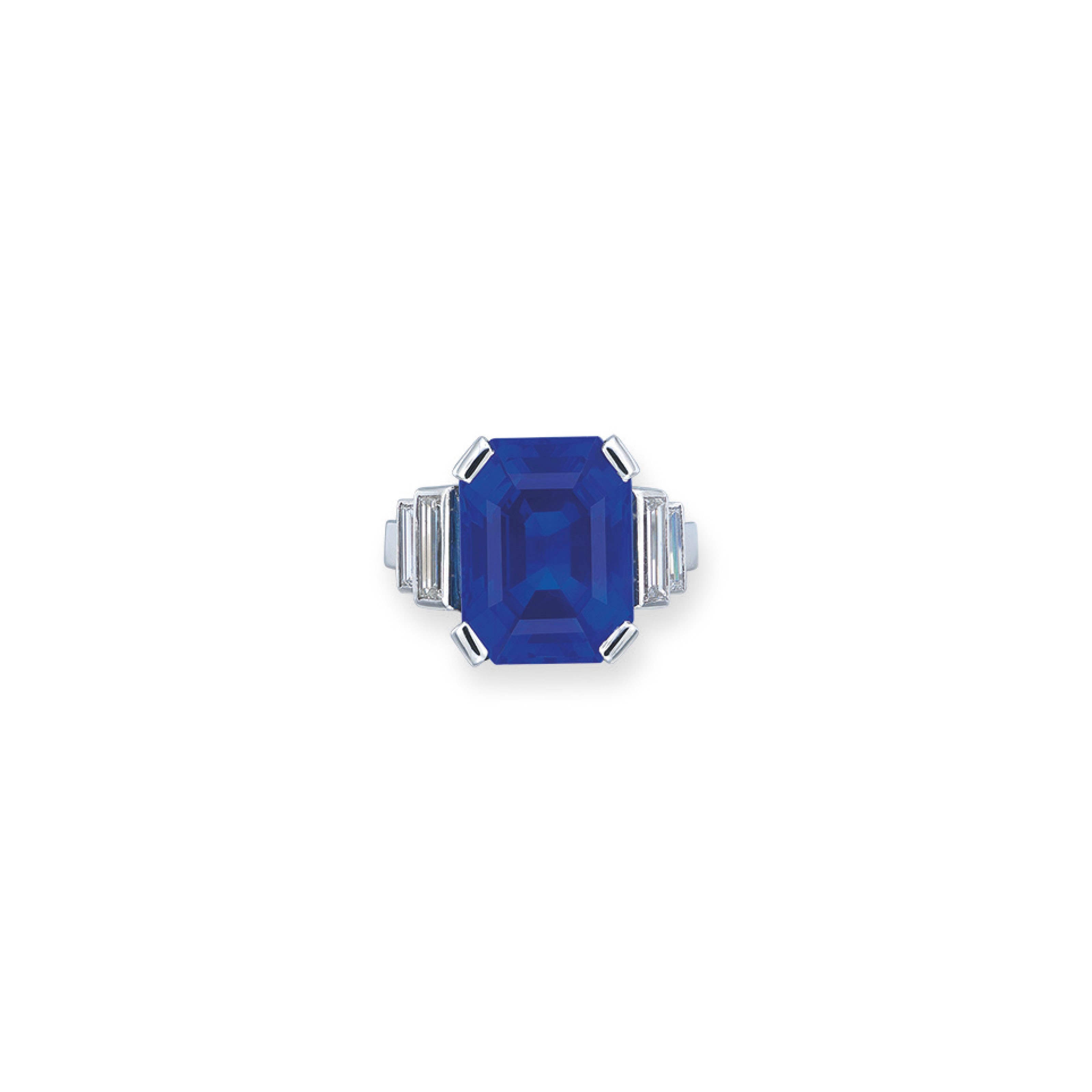 SAPPHIRE AND DIAMOND RING