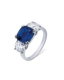 SAPPHIRE AND DIAMOND RING