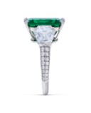 EMERALD AND DIAMOND RING
