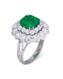 EMERALD AND DIAMOND RING