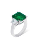 EMERALD AND DIAMOND RING