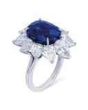 SAPPHIRE AND DIAMOND RING