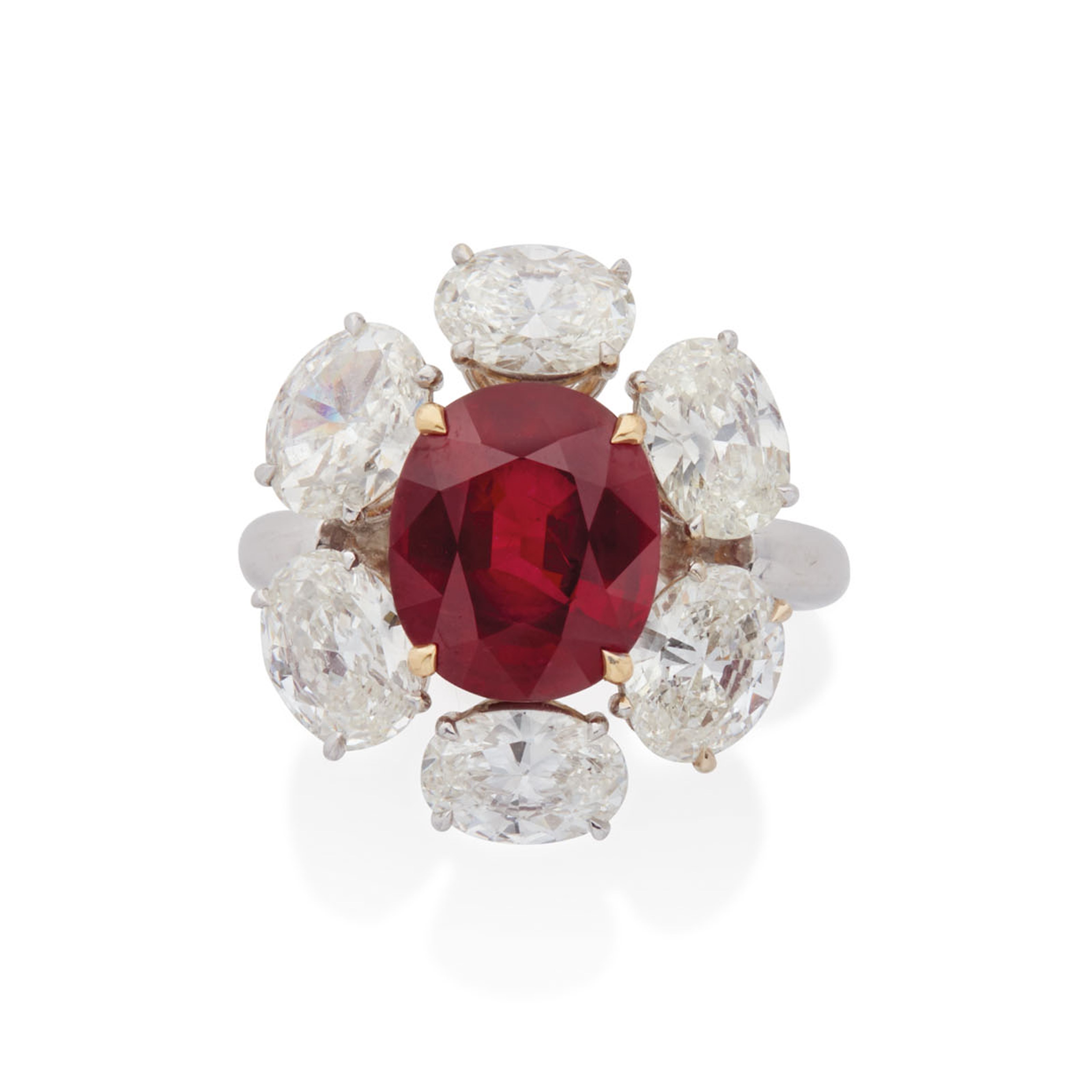 BAGUE RUBIS ET DIAMANTS