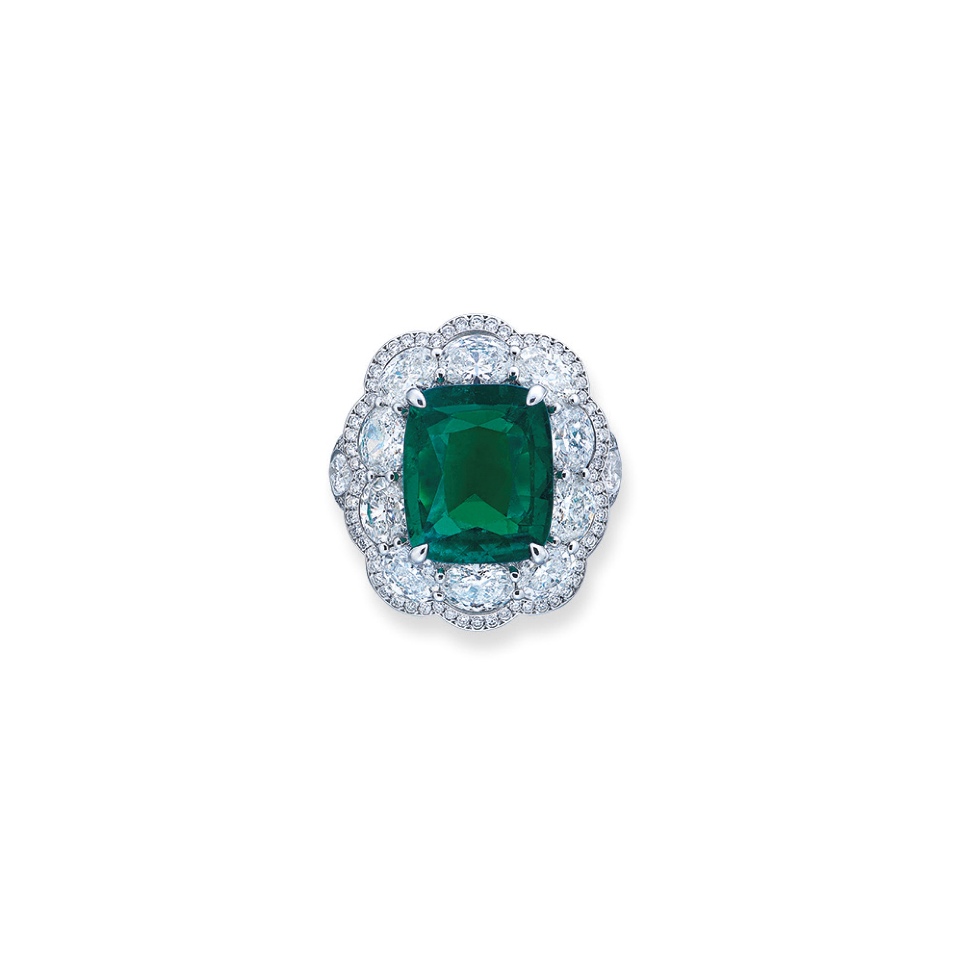 EMERALD AND DIAMOND RING