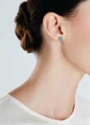 A PAIR OF IMPORTANT DIAMOND STUDS