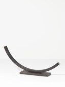 Bernar Venet (né en 1941)