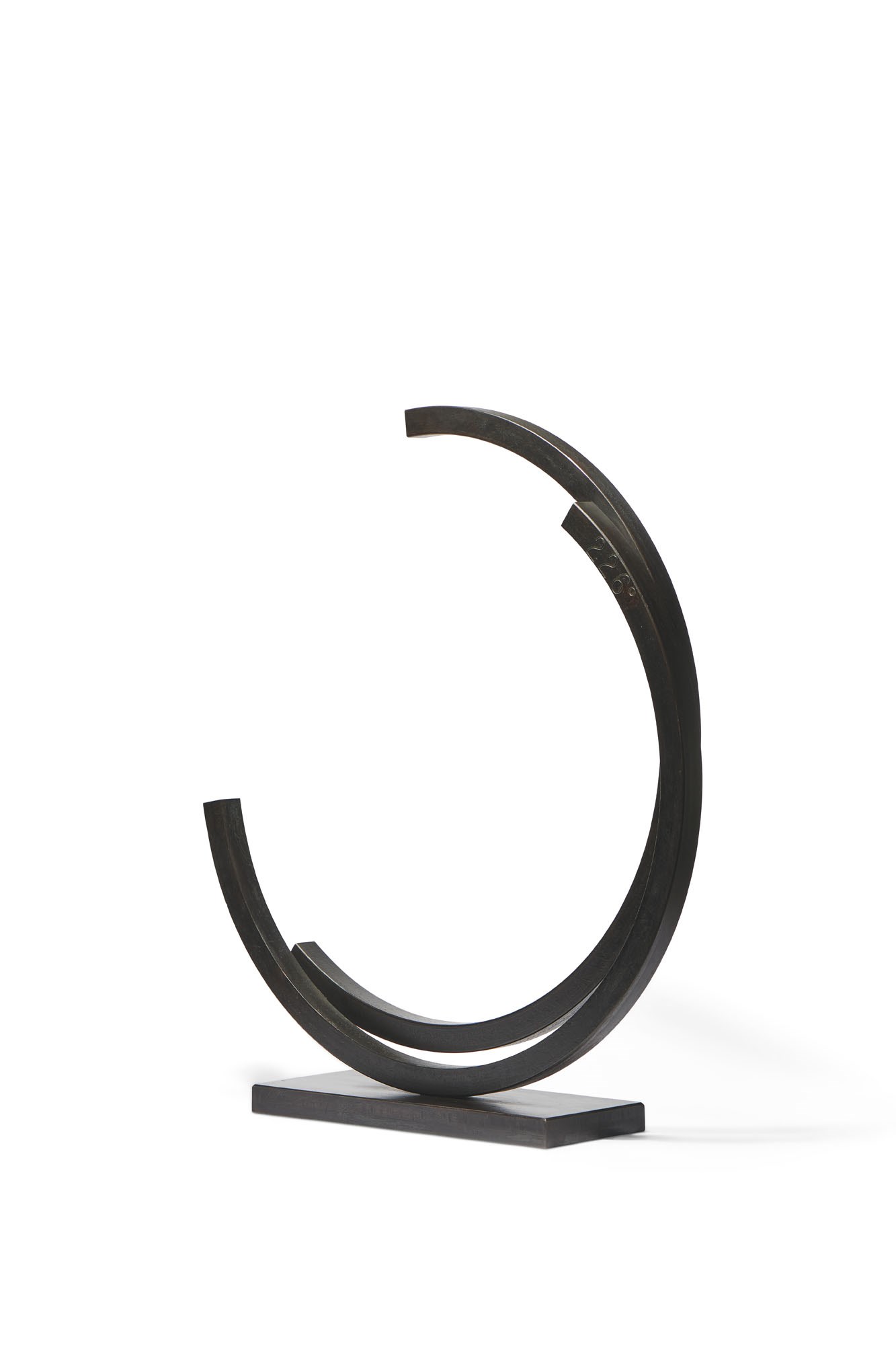 Bernar Venet (né en 1941)