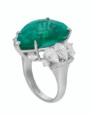 EMERALD AND DIAMOND RING