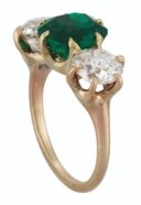 EMERALD AND DIAMOND RING