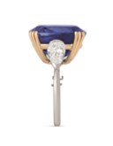 SAPPHIRE AND DIAMOND RING