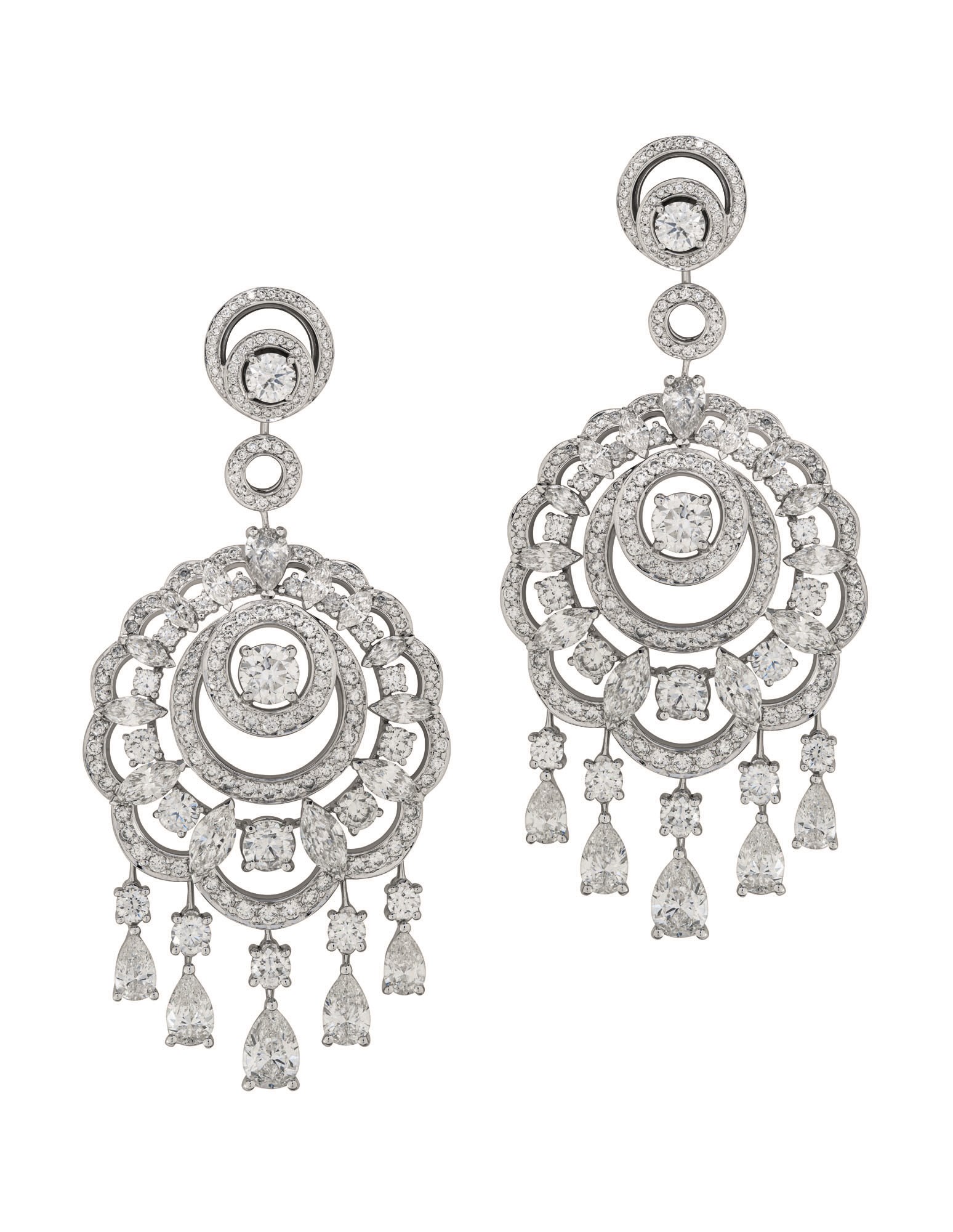 DIAMOND EARRINGS, GRAFF