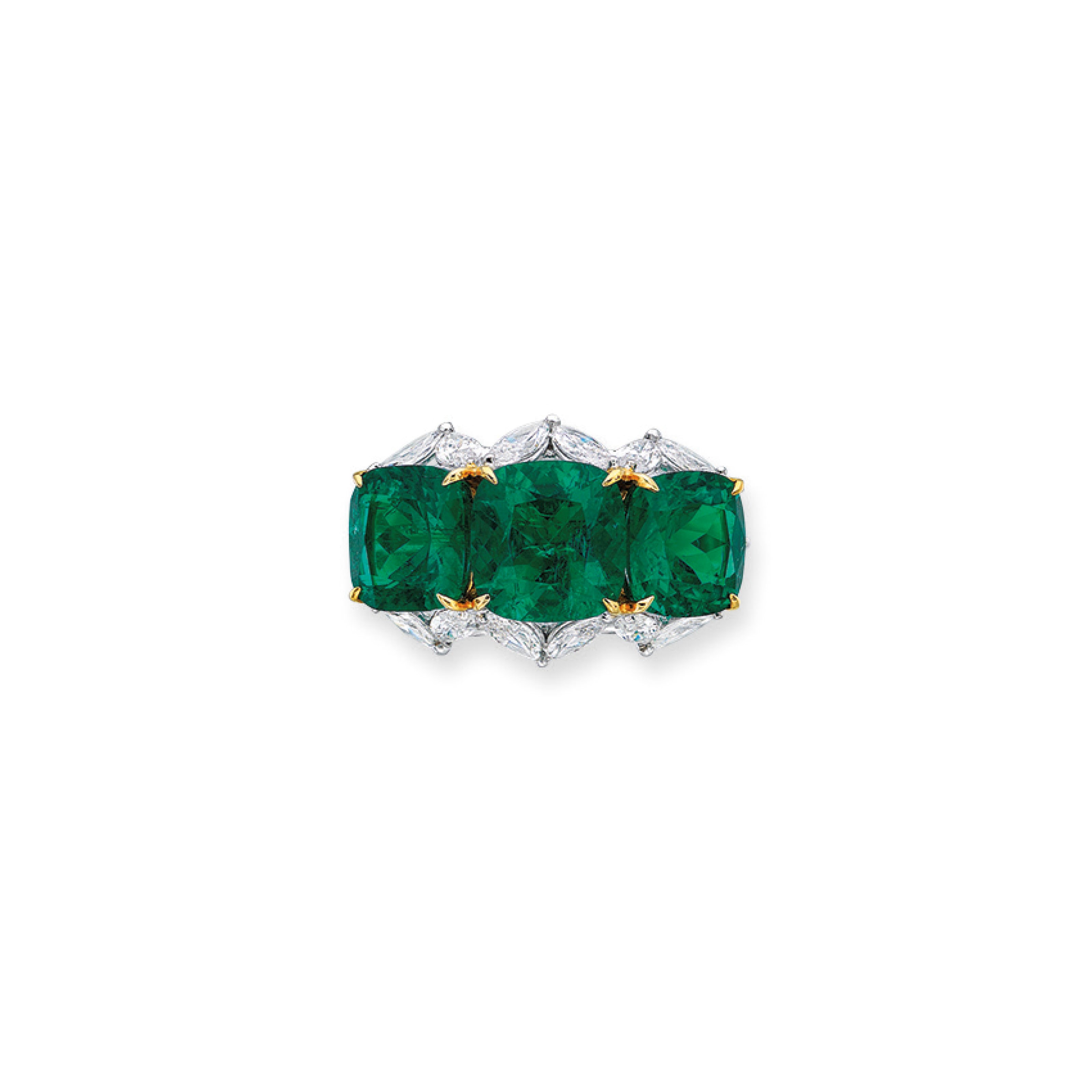 EMERALD AND DIAMOND RING