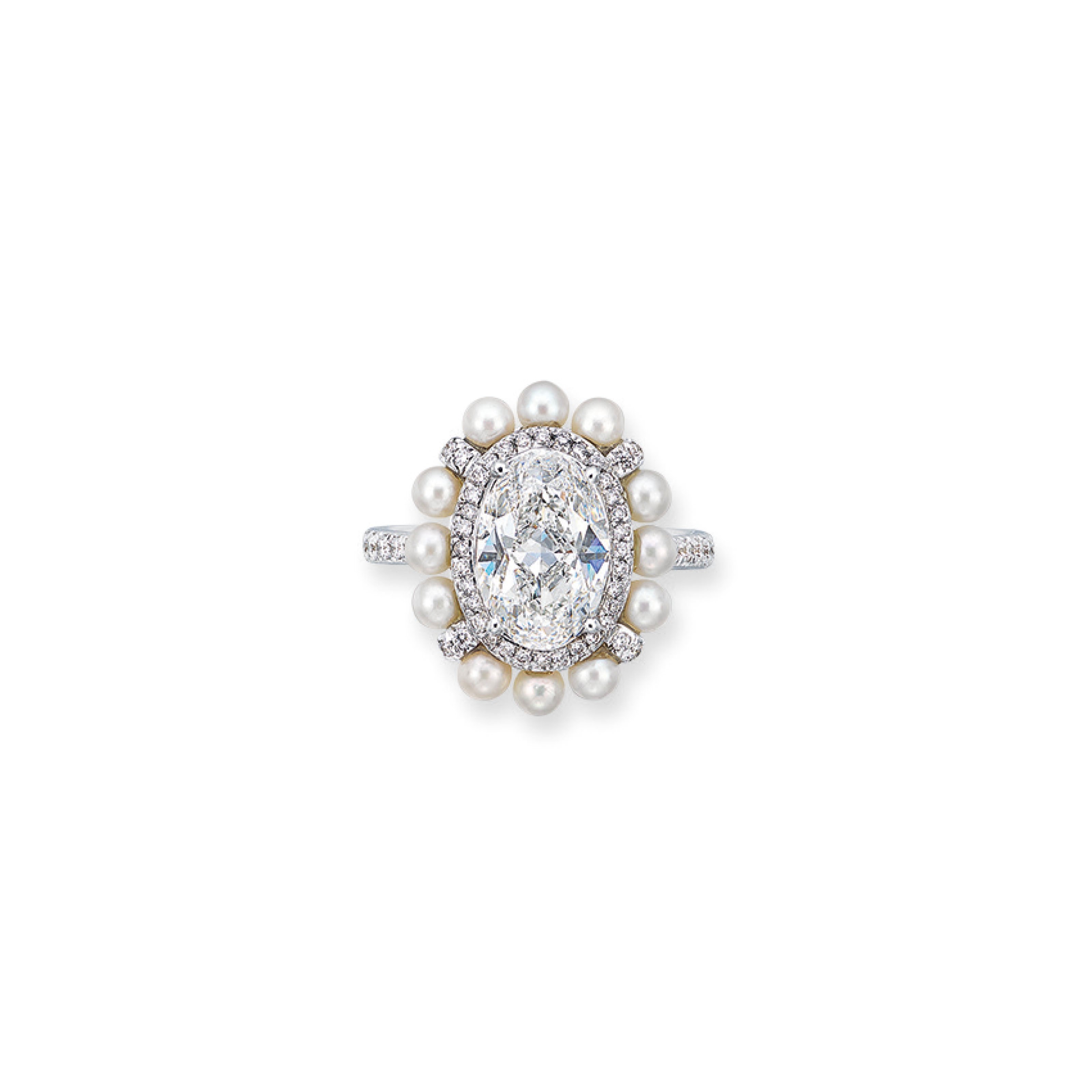 DIAMOND AND PEARL RING