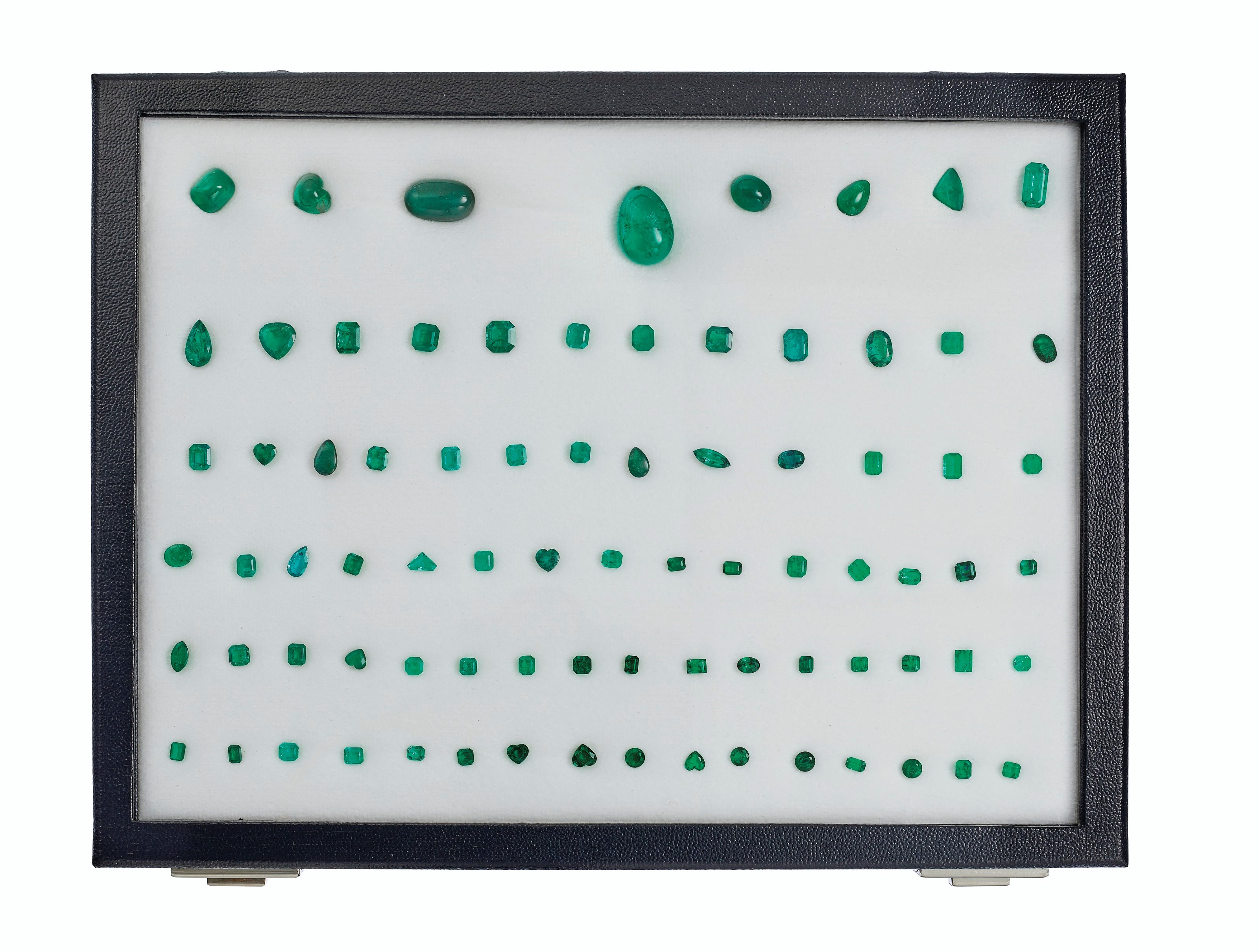 GROUP OF UNMOUNTED EMERALDS