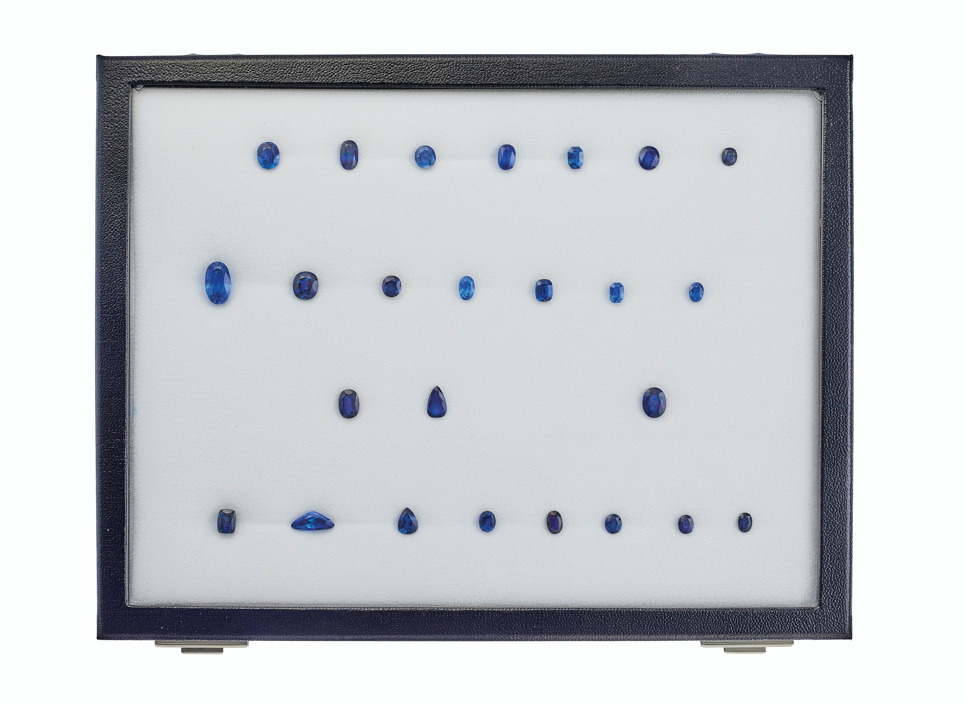 GROUP OF UNMOUNTED SAPPHIRES